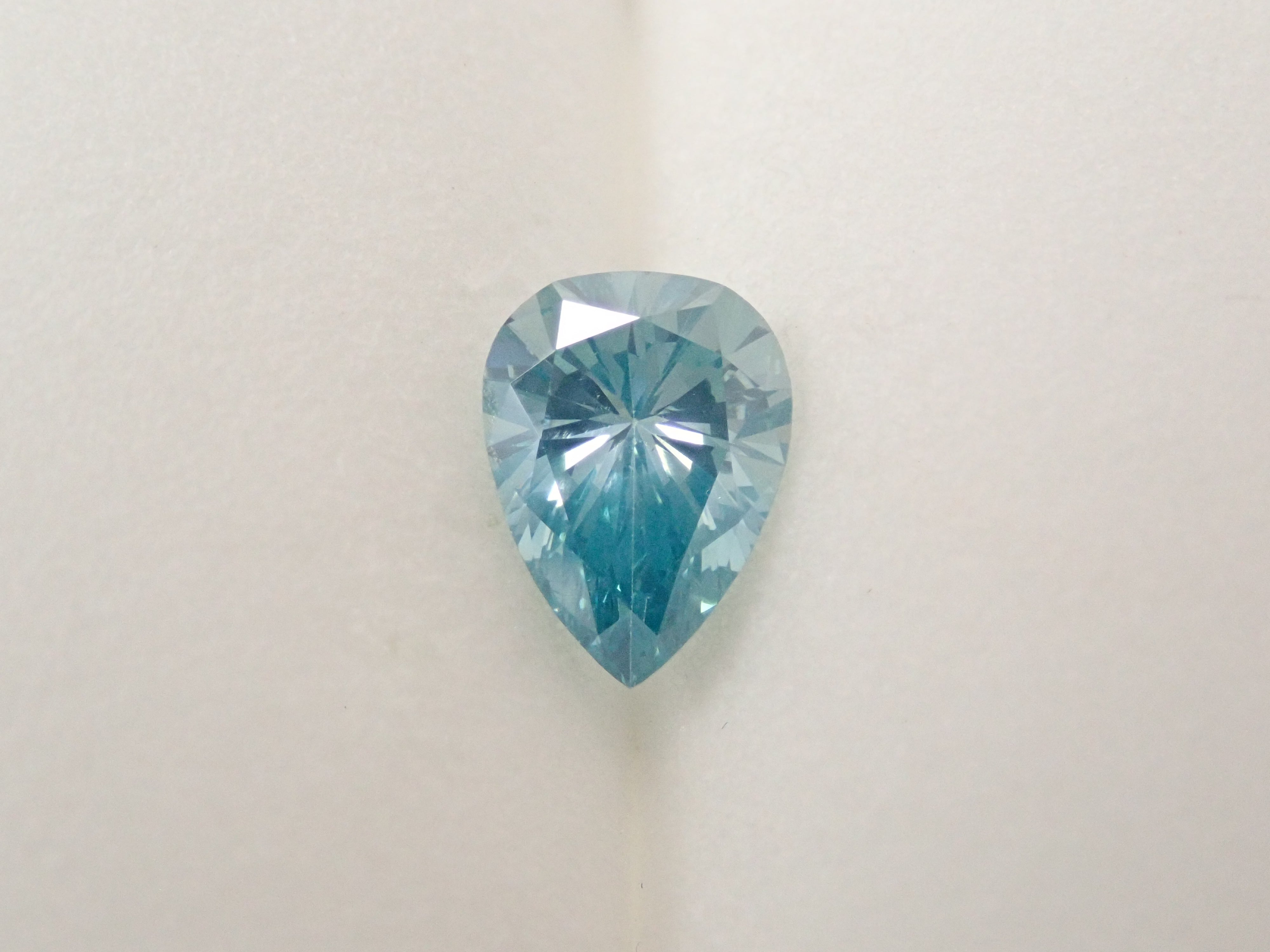 【32501905掲載】ブルーダイヤモンド（トリートメント） 0.801ctルース(FANCY INTENSE GREEN BLUE, SI-2)