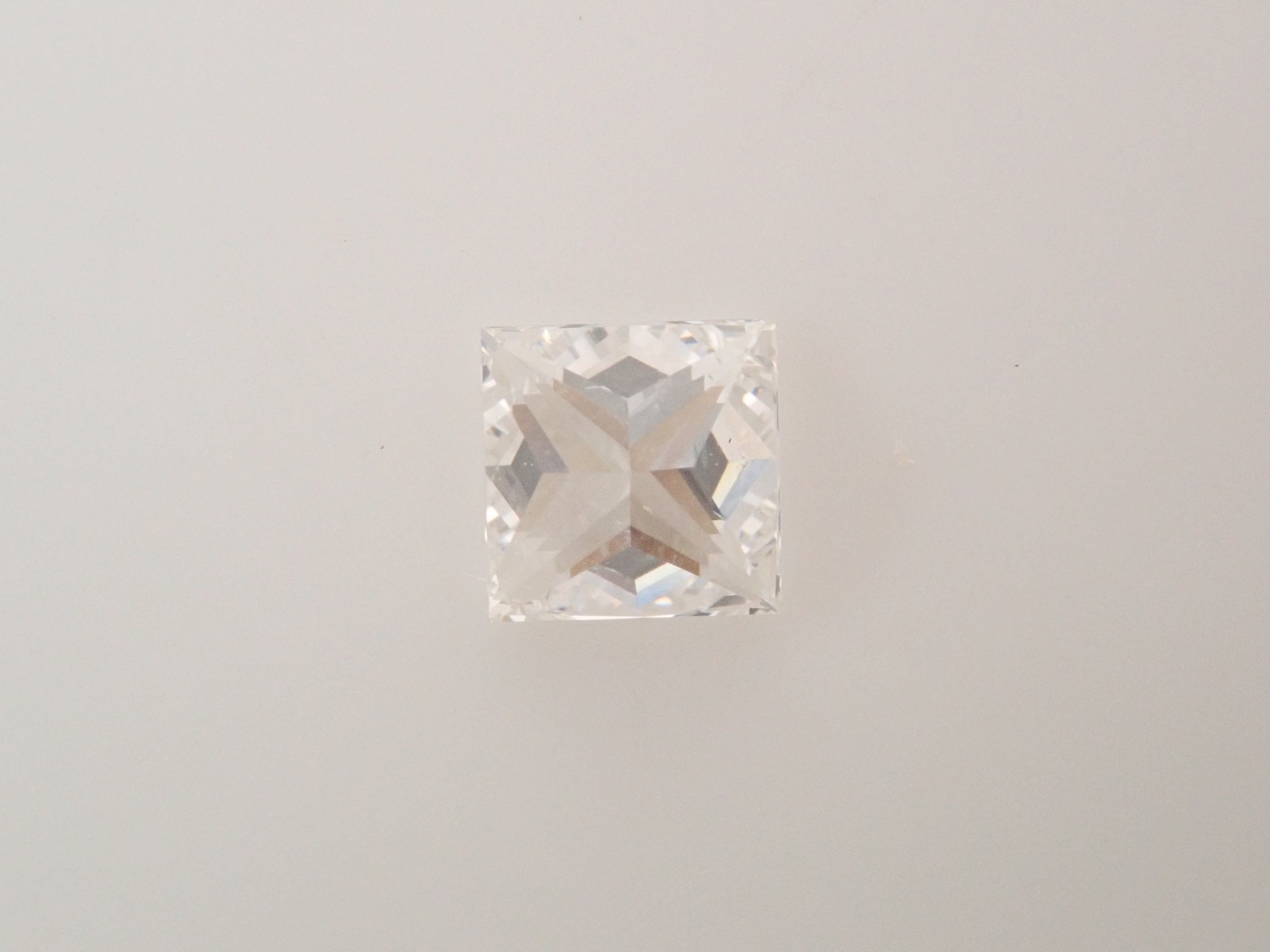 【32501907掲載】ダイヤモンド 0.319ctルース(F, SI-1)