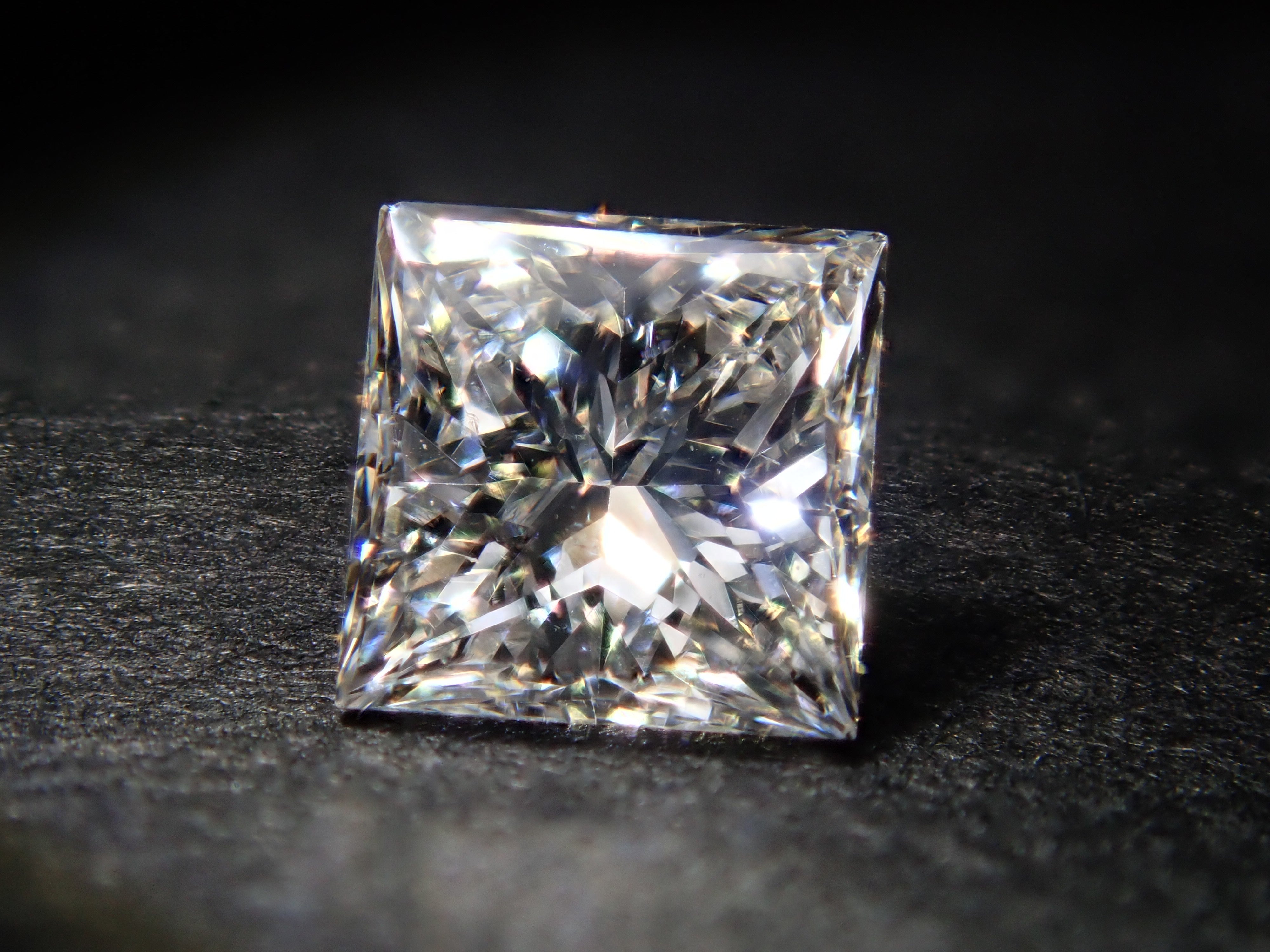 【32501907掲載】ダイヤモンド 0.319ctルース(F, SI-1)