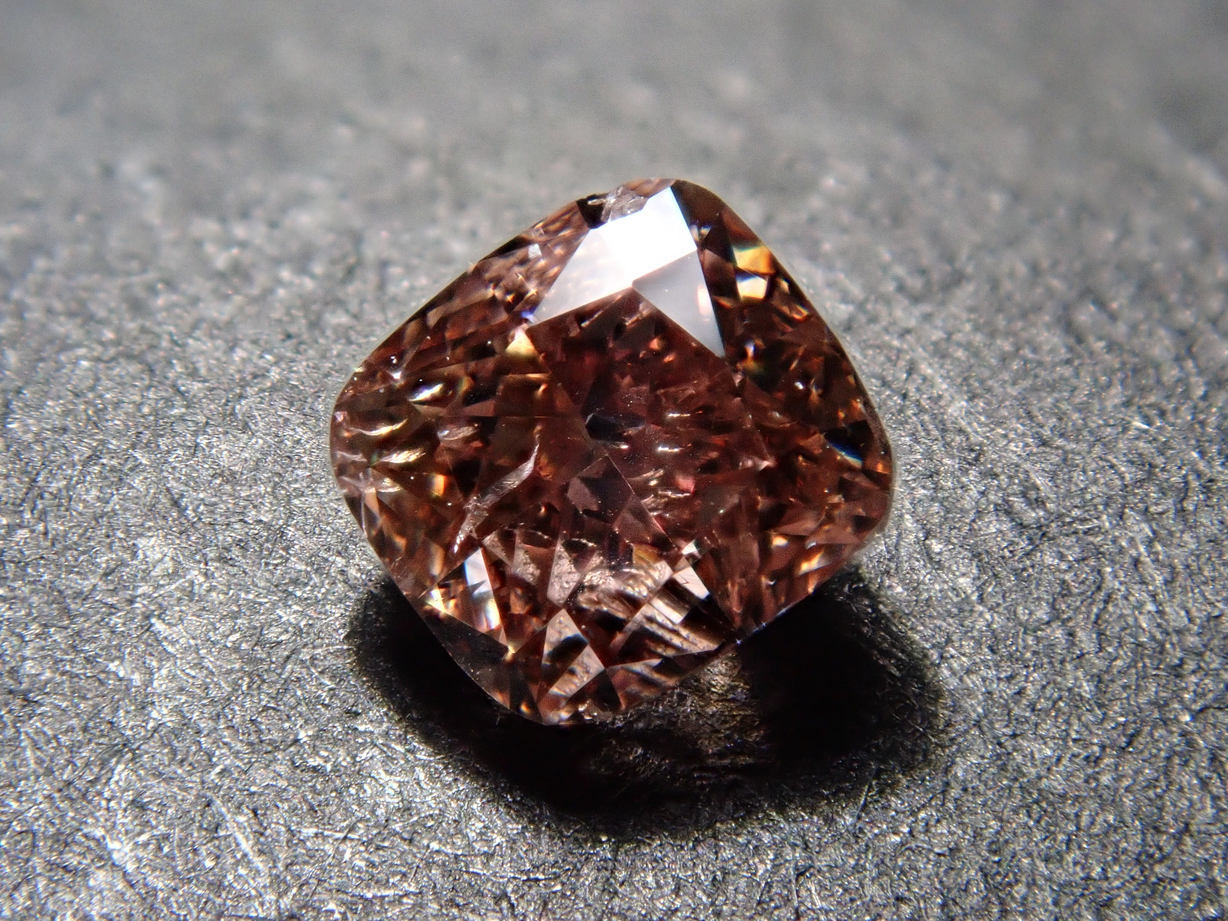 ブラウンダイヤモンド 0.290ctルース(FANCY BROWN, SI-2)