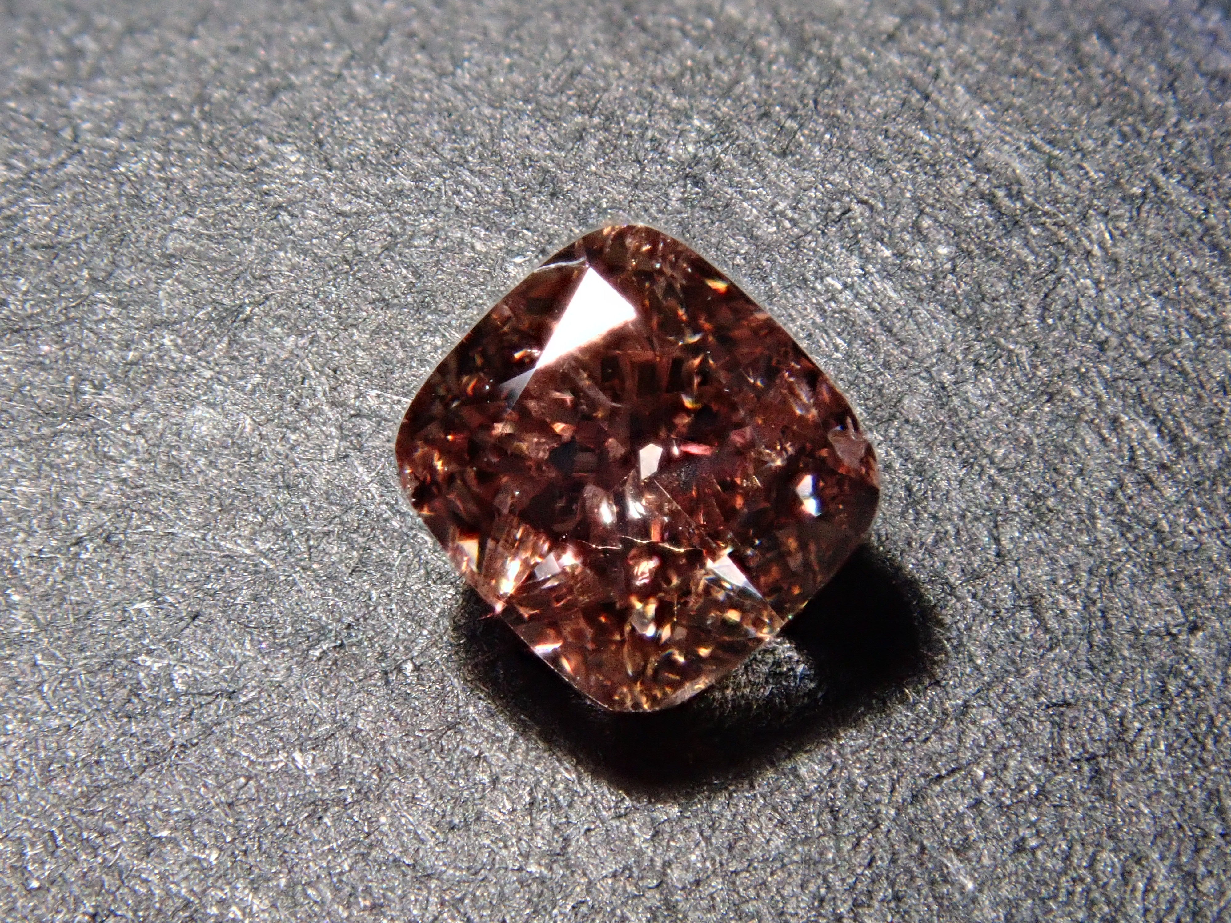 ブラウンダイヤモンド 0.290ctルース(FANCY BROWN, SI-2)