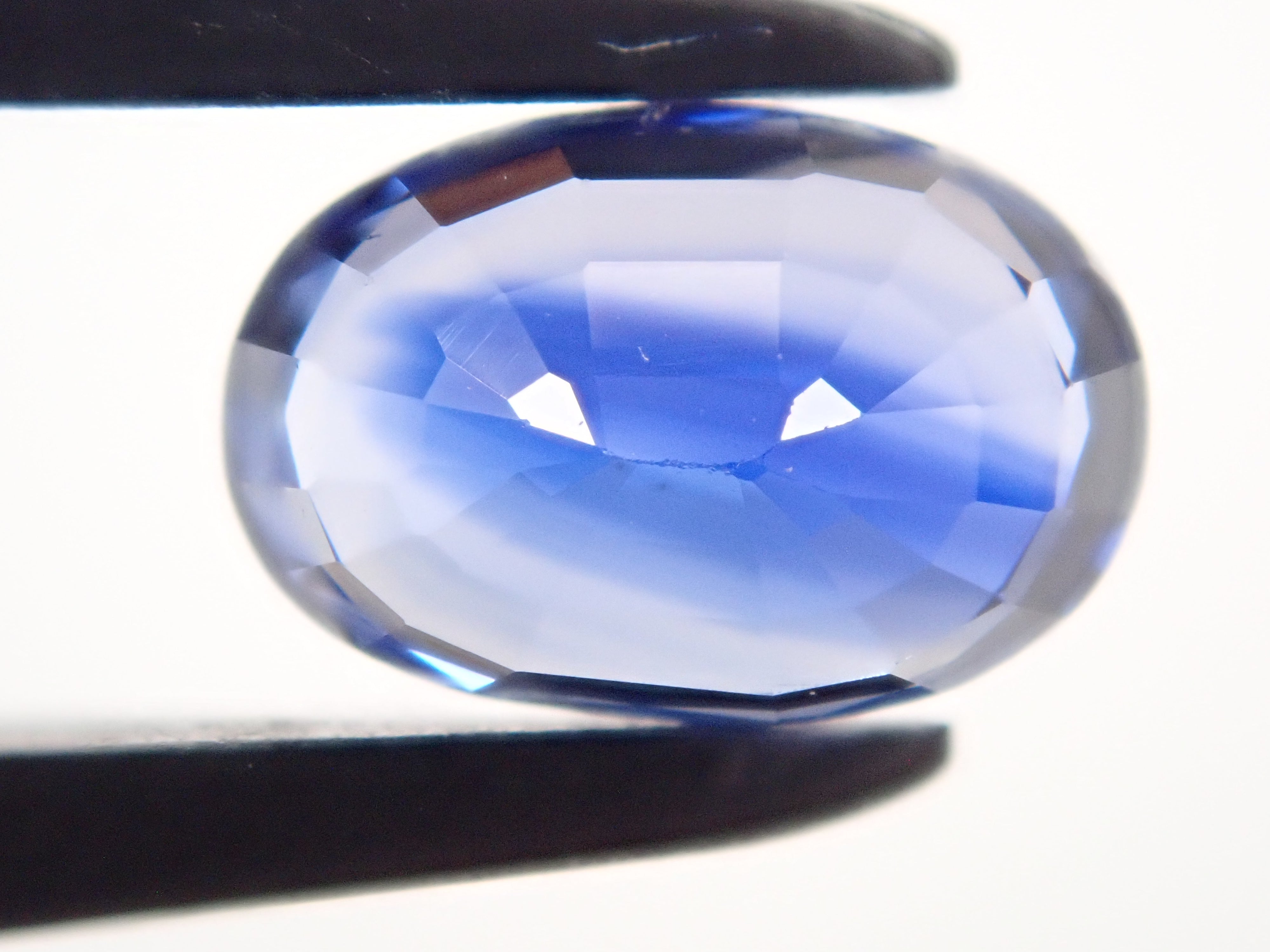 マダガスカル産サファイア 1.650ctルース GIA