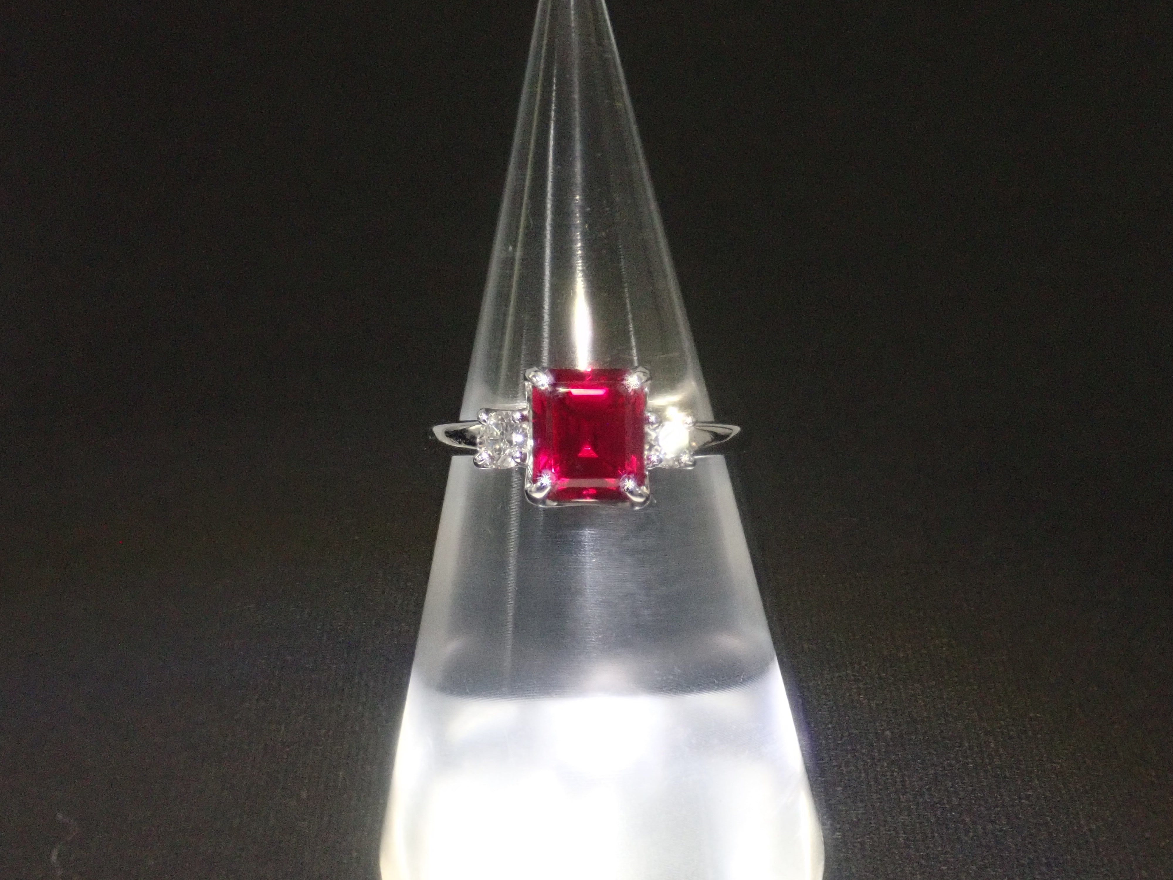 【22602586掲載】【カラフリ】Pt900 合成ルビー 1.61ct リング