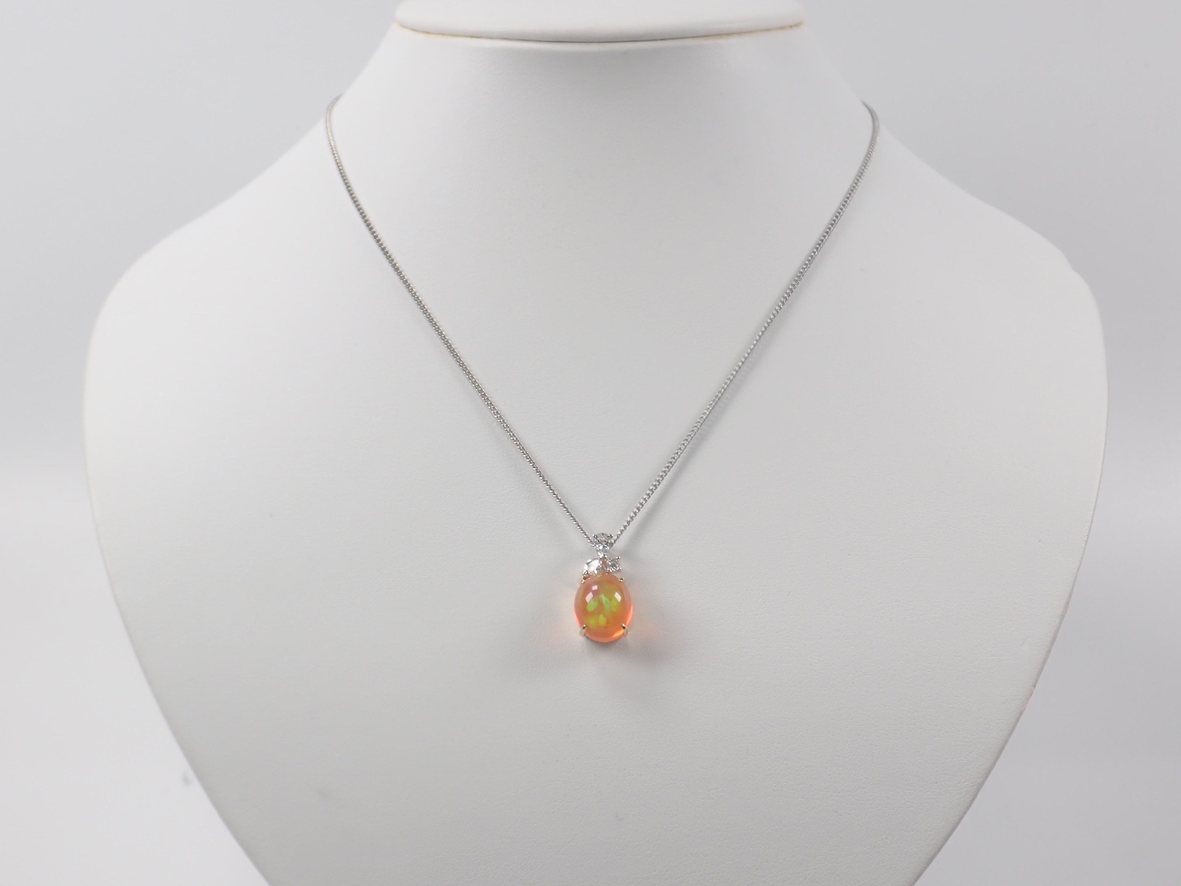 【22602569掲載】【カラフリ】Pt900/K18 合成オパール 3.25ct ペンダントトップ（ネックレストップ）