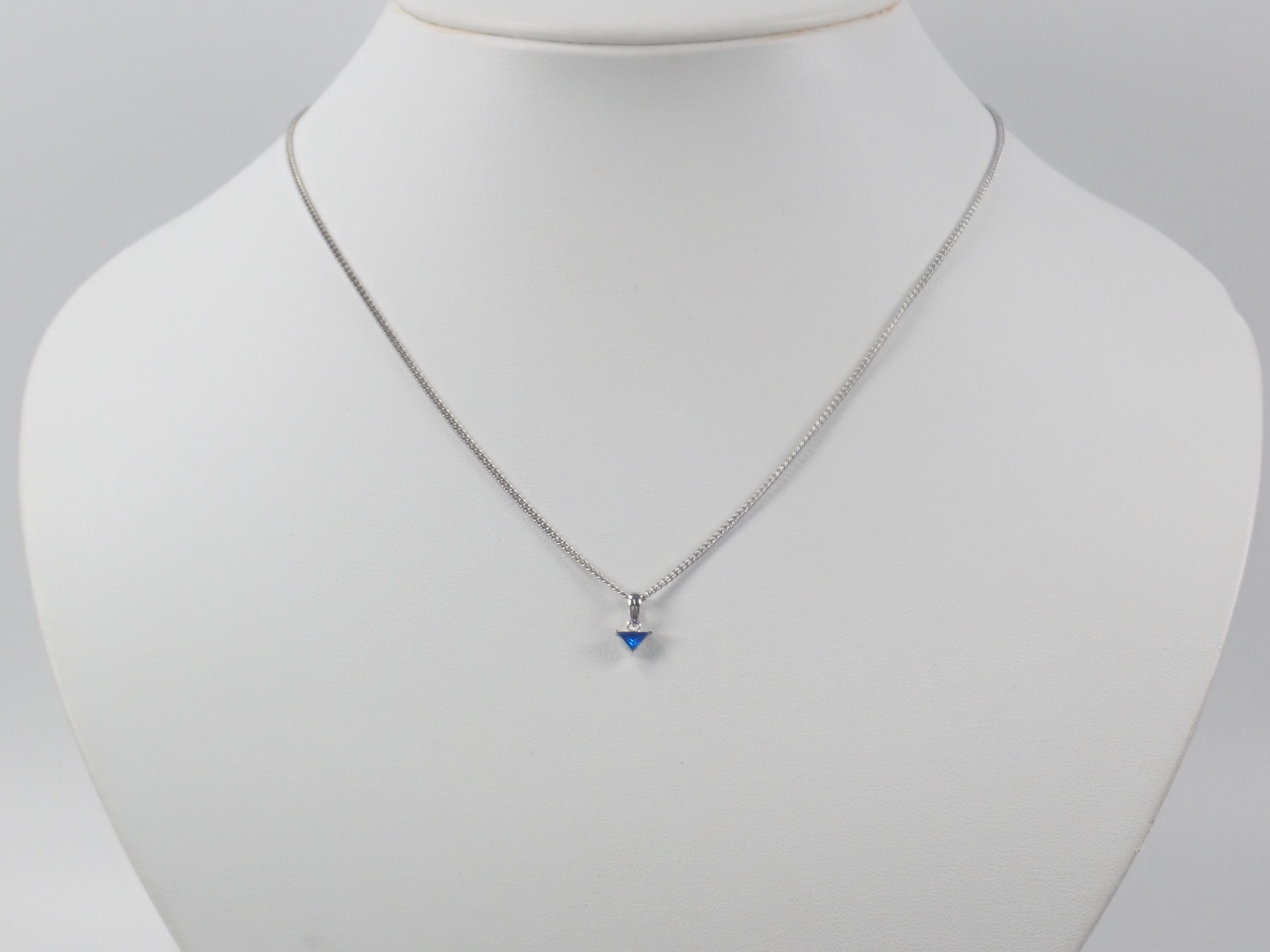 【22602576掲載】【カラフリ】Pt900 アウイナイト 0.065ct ペンダントトップ（ネックレストップ）