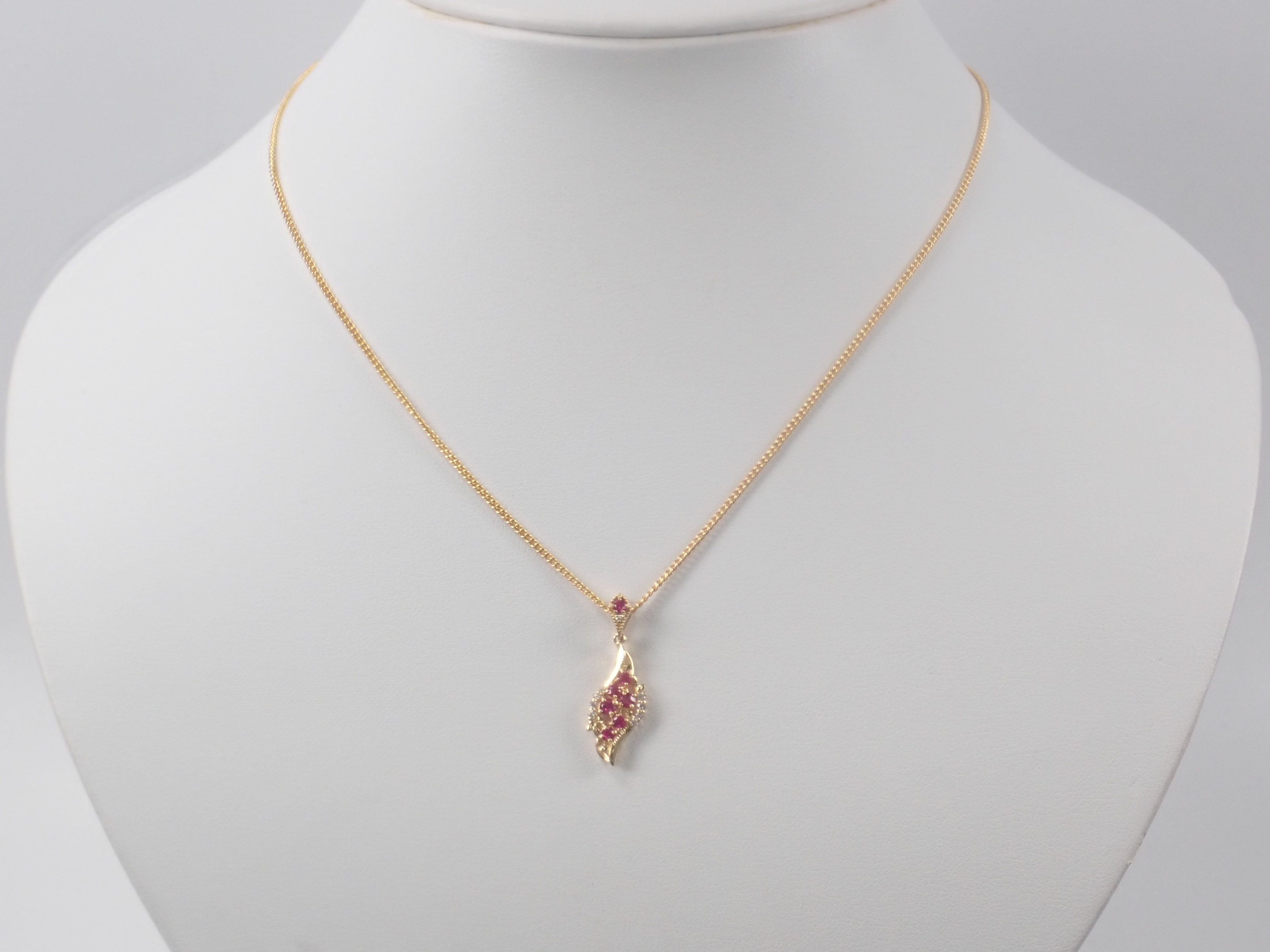 【22602578掲載】【カラフリ】K18 ルビー 0.33ct ペンダントトップ（ネックレストップ）
