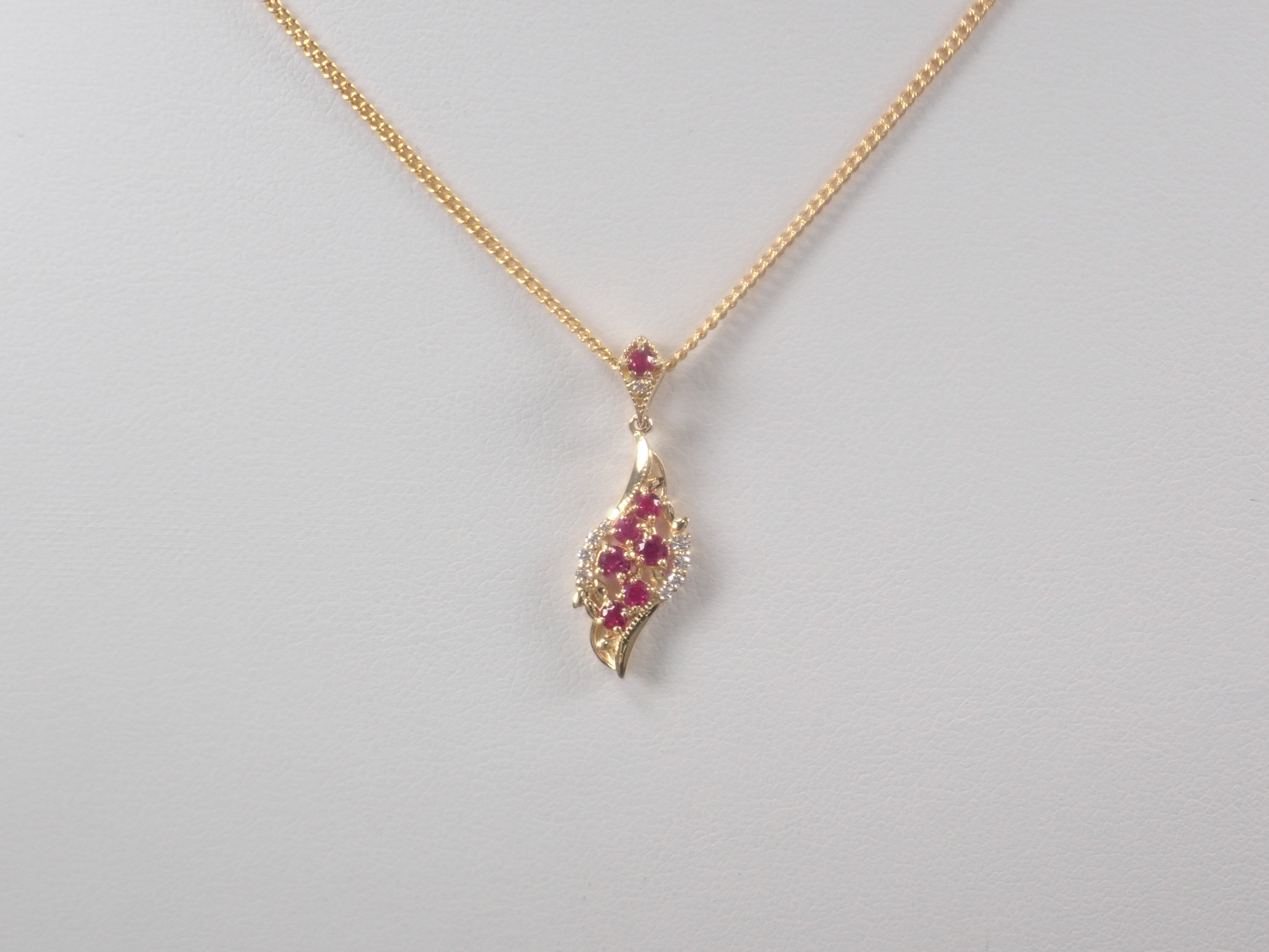 K18 ルビー 0.33ct ペンダントトップ（ネックレストップ）