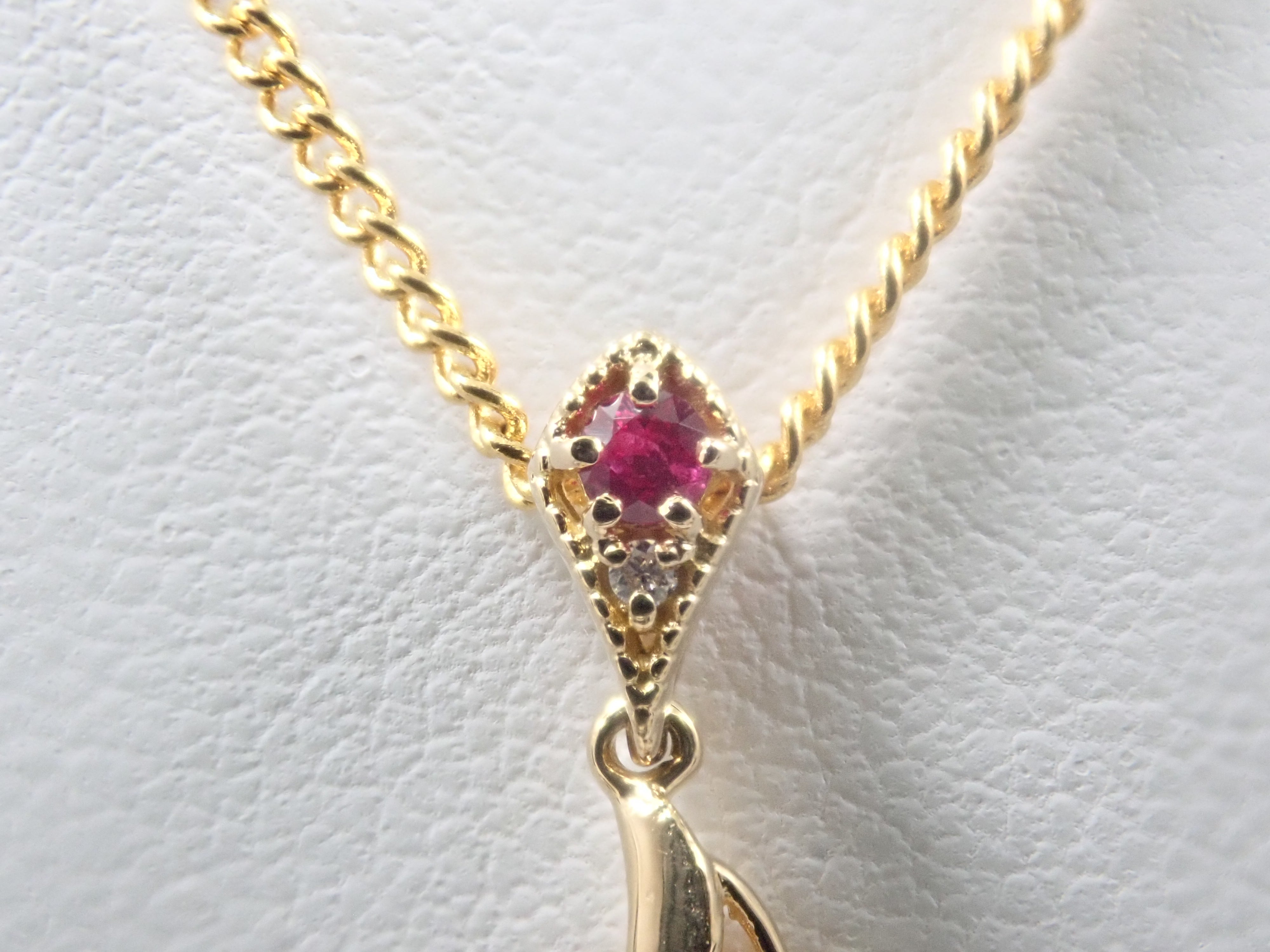 【22602578掲載】【カラフリ】K18 ルビー 0.33ct ペンダントトップ（ネックレストップ）