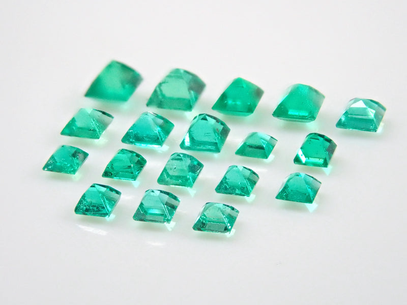 Gem Gacha "May Birthstone"💎1 Colombian emerald (1.4mm~2.2mm)《Discount available for multiple purchases》 