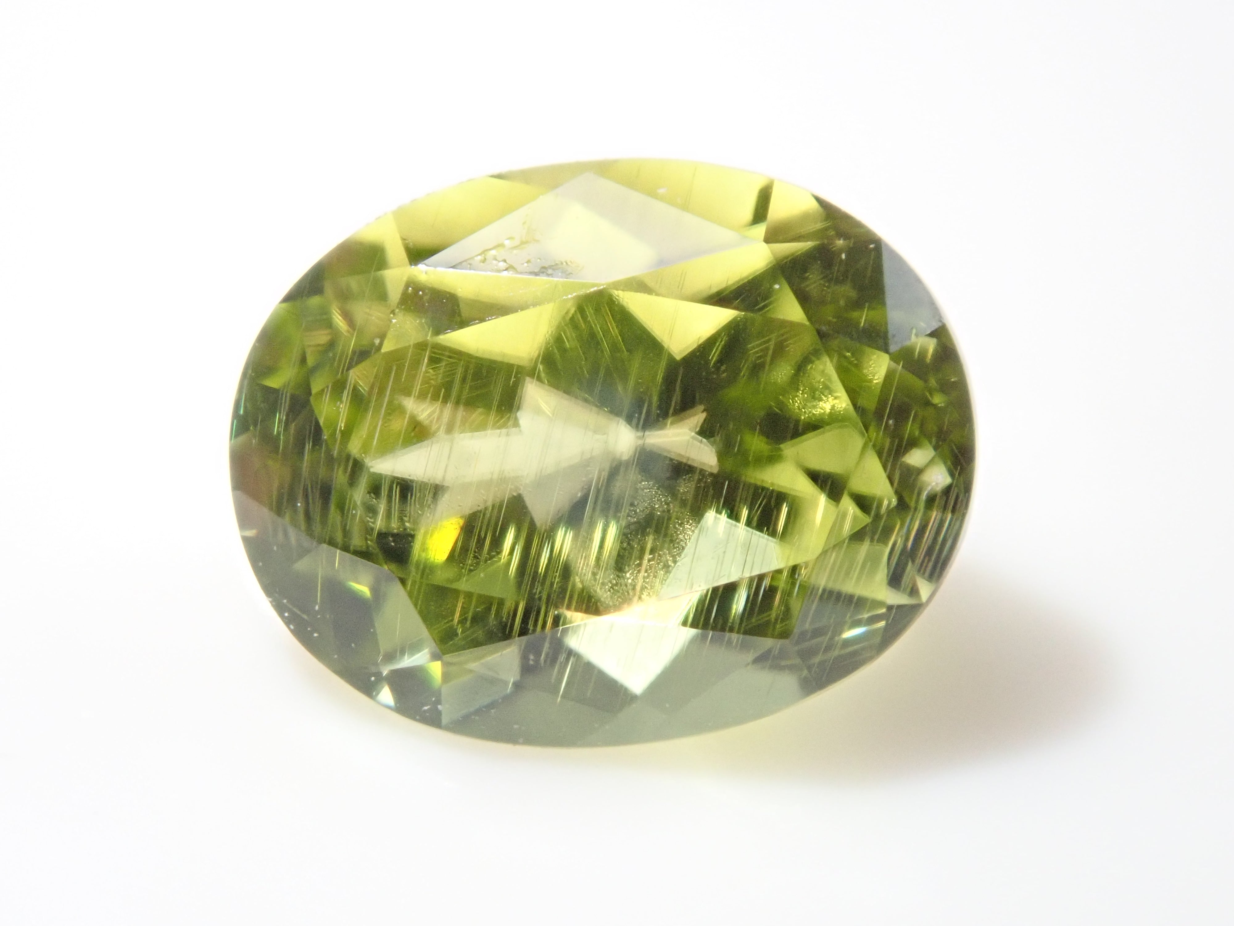 Paracytic peridot 0.642ct loose