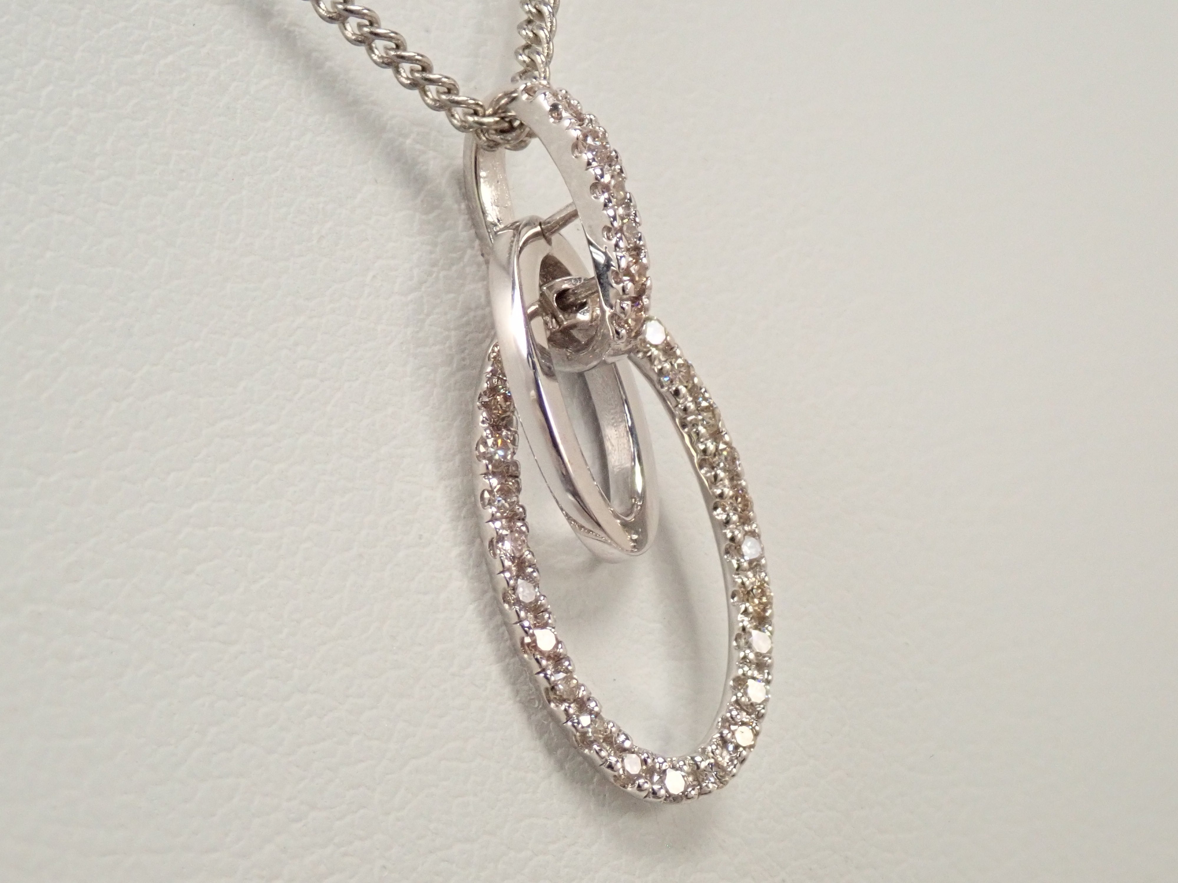 【22602594掲載】【カラフリ】K18WG ダイヤモンド 0.21ct ペンダント（ネックレス）