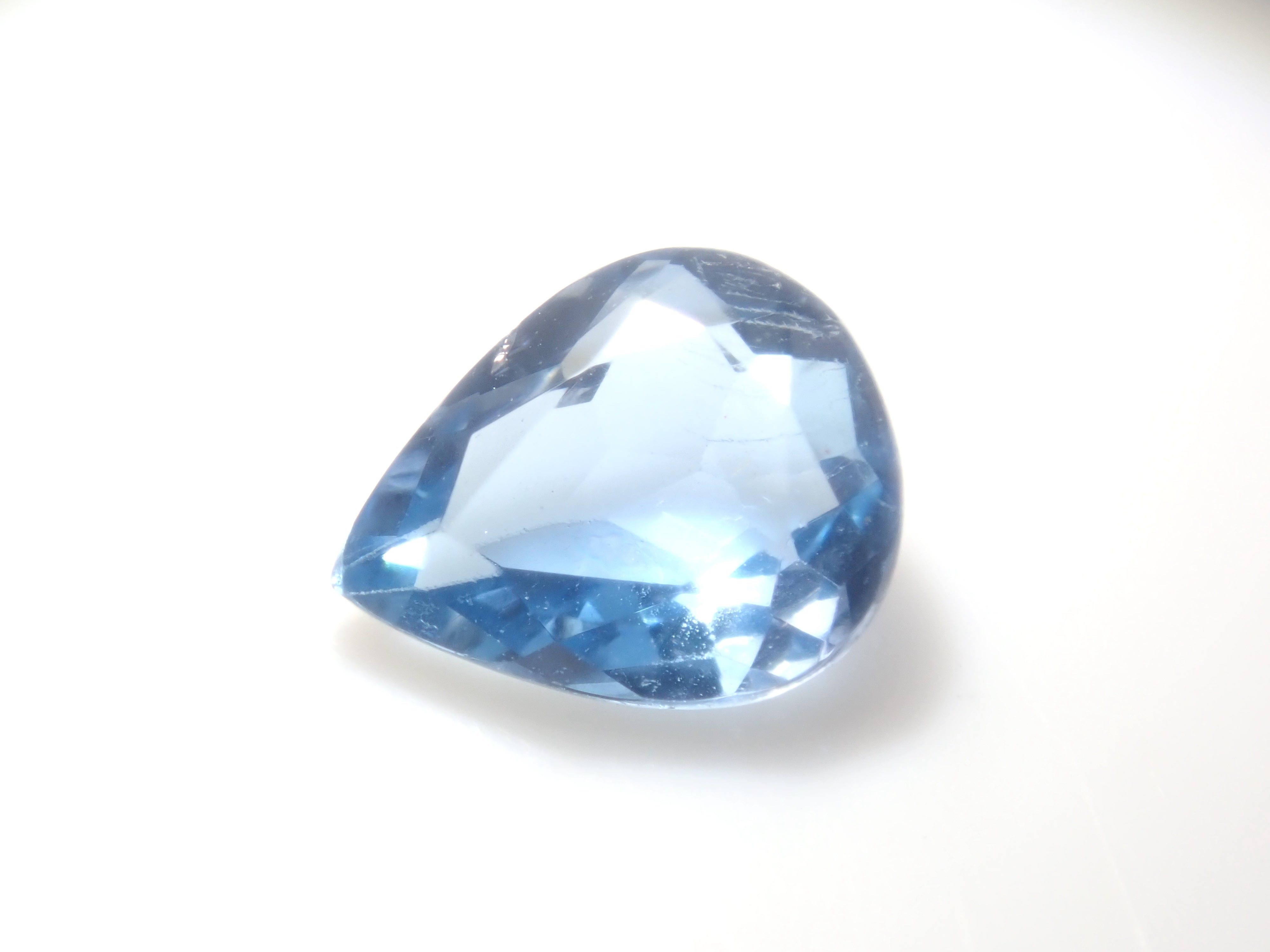 [Sales start May 15, 10 PM] Limited to 11 Stones: Aquamarine Gacha with Certified Santa Maria Aquamarine (Multiple Purchase Discount Available)