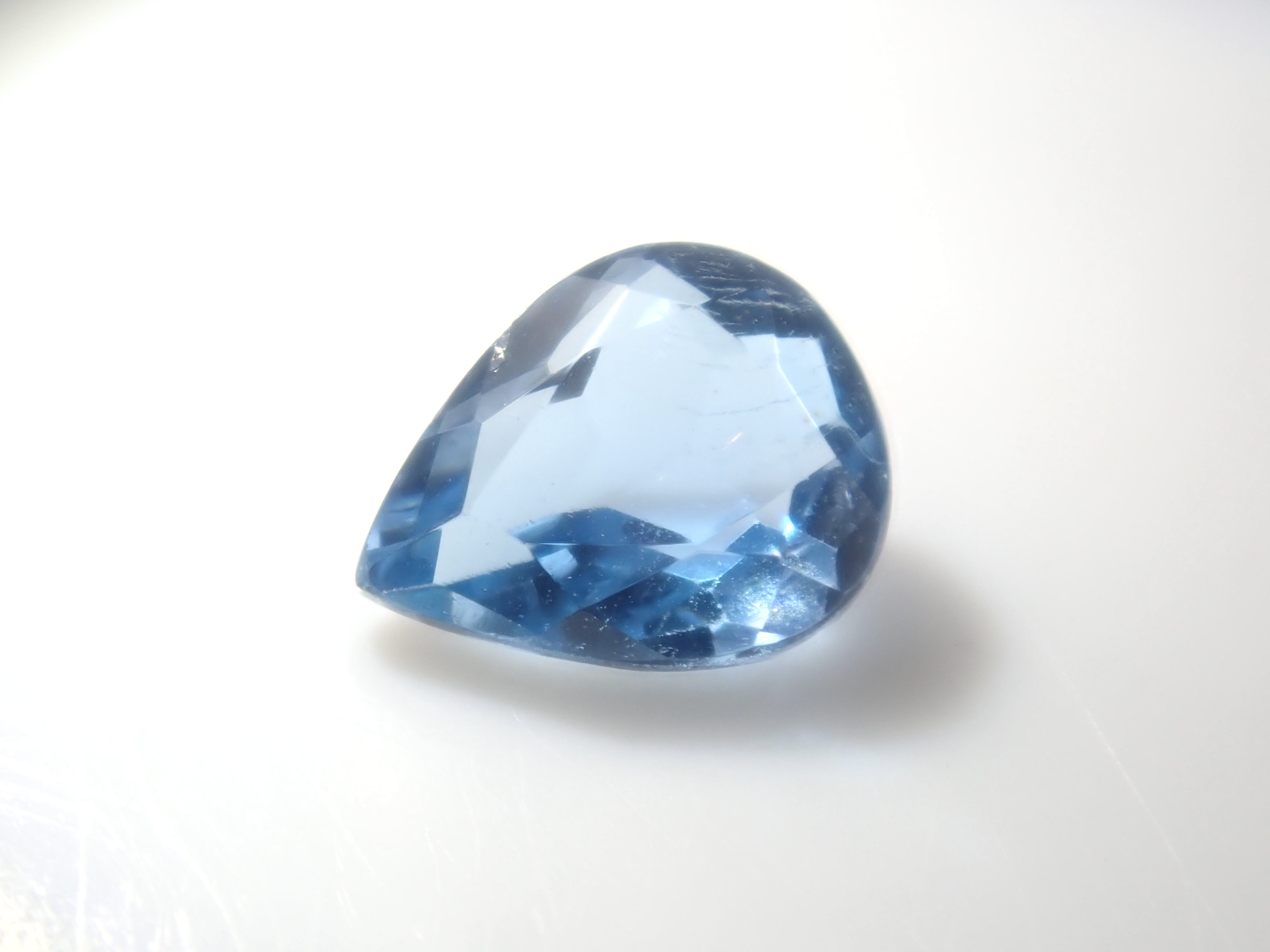 [Sales start May 15, 10 PM] Limited to 11 Stones: Aquamarine Gacha with Certified Santa Maria Aquamarine (Multiple Purchase Discount Available)