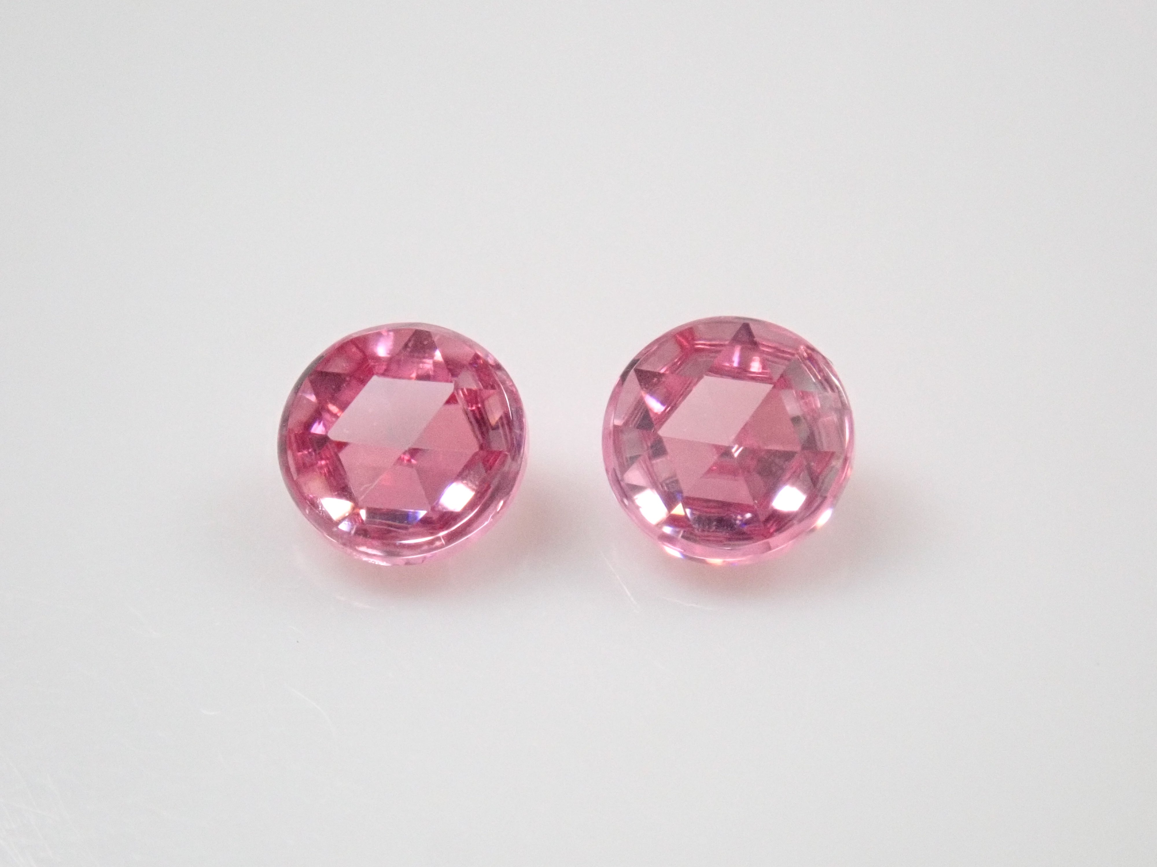 Limited to 2 stones Synthetic Moissanite 1 loose stone (pink moissanite, rose cut, 3mm) Multiple purchase discounts available