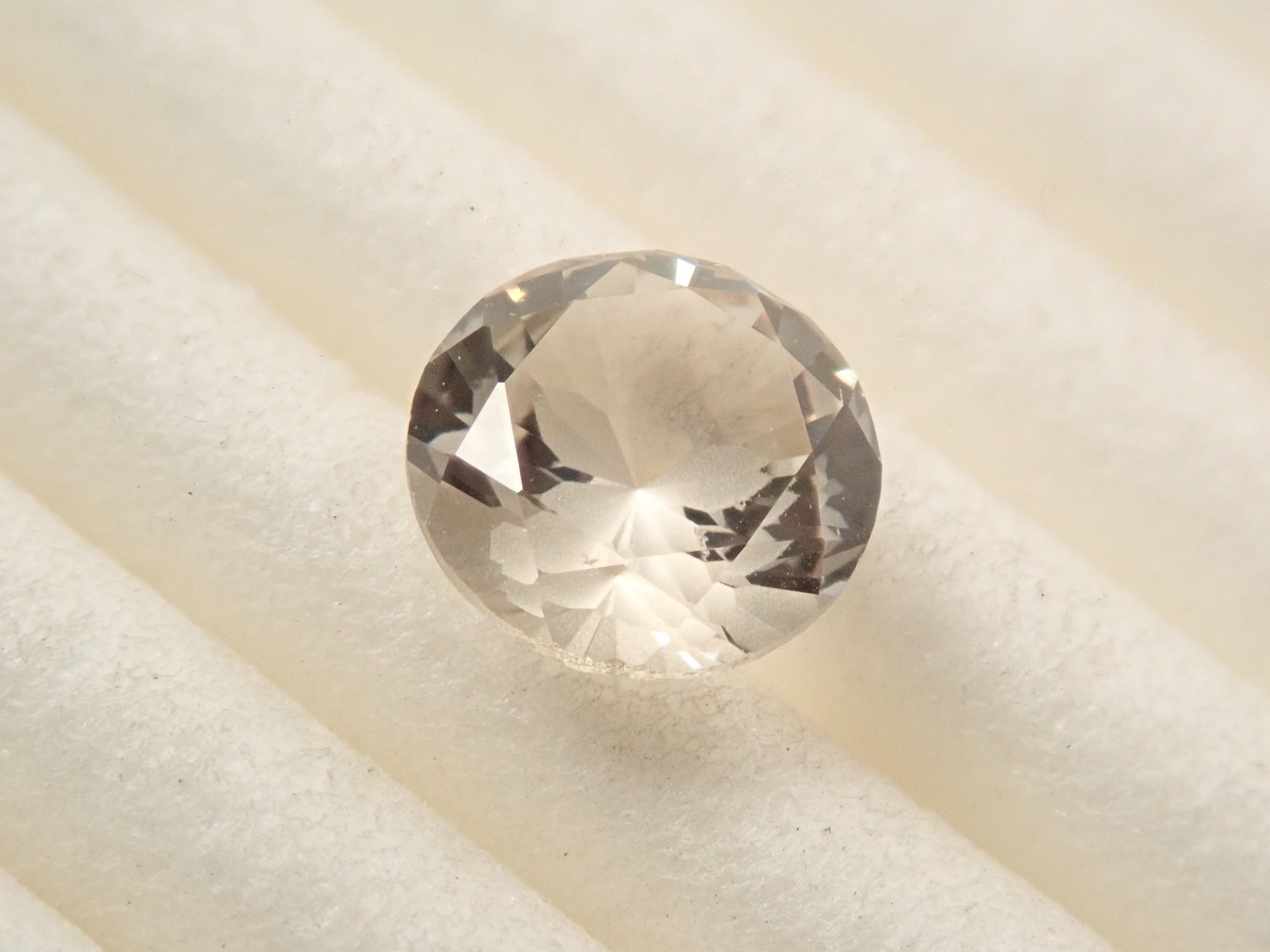 抽選販売051009_【さくらインカット】スリランカ産サファイア 6.0mm/1.032ctルース