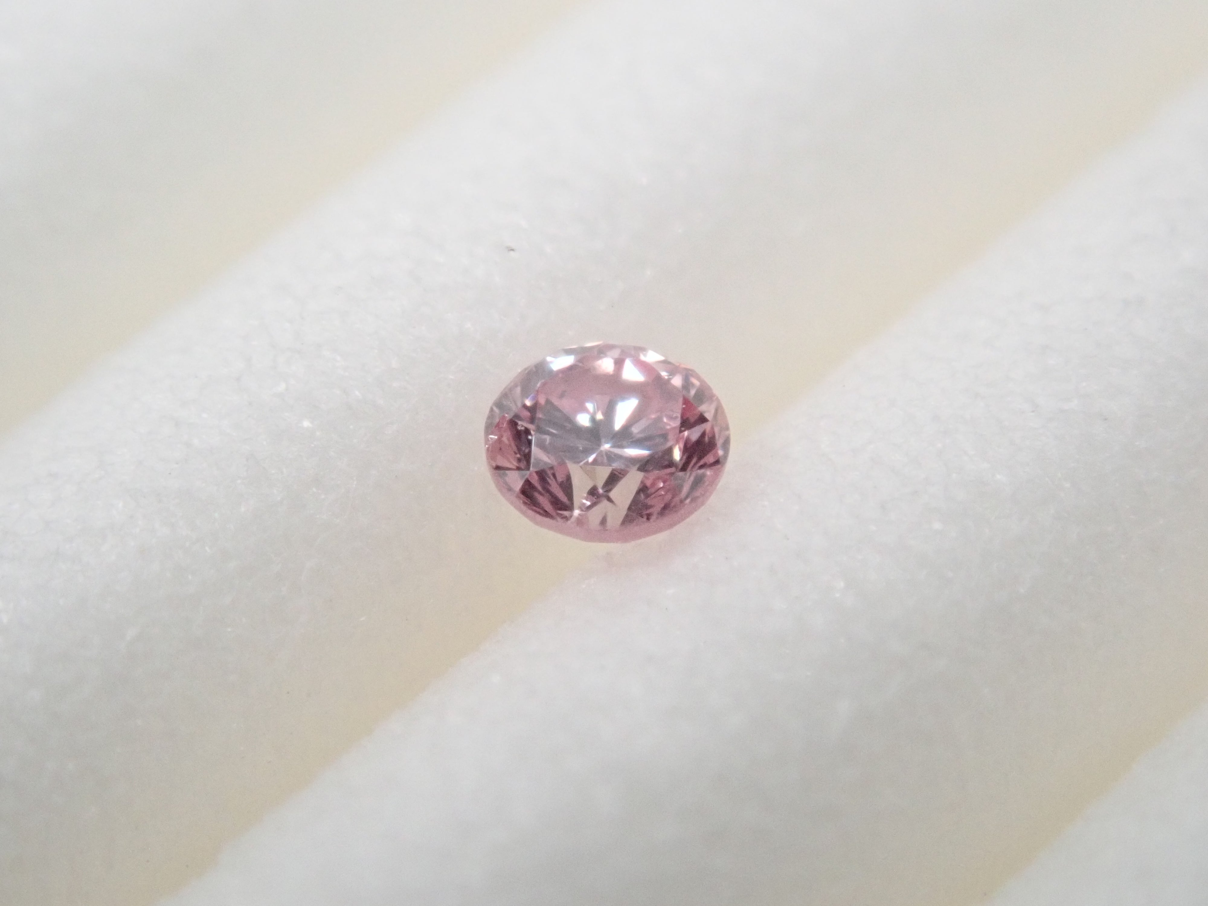 【32501694掲載】ピンクダイヤモンド 0.031ctルース(FANCY PRPLISH PINK, SI1)