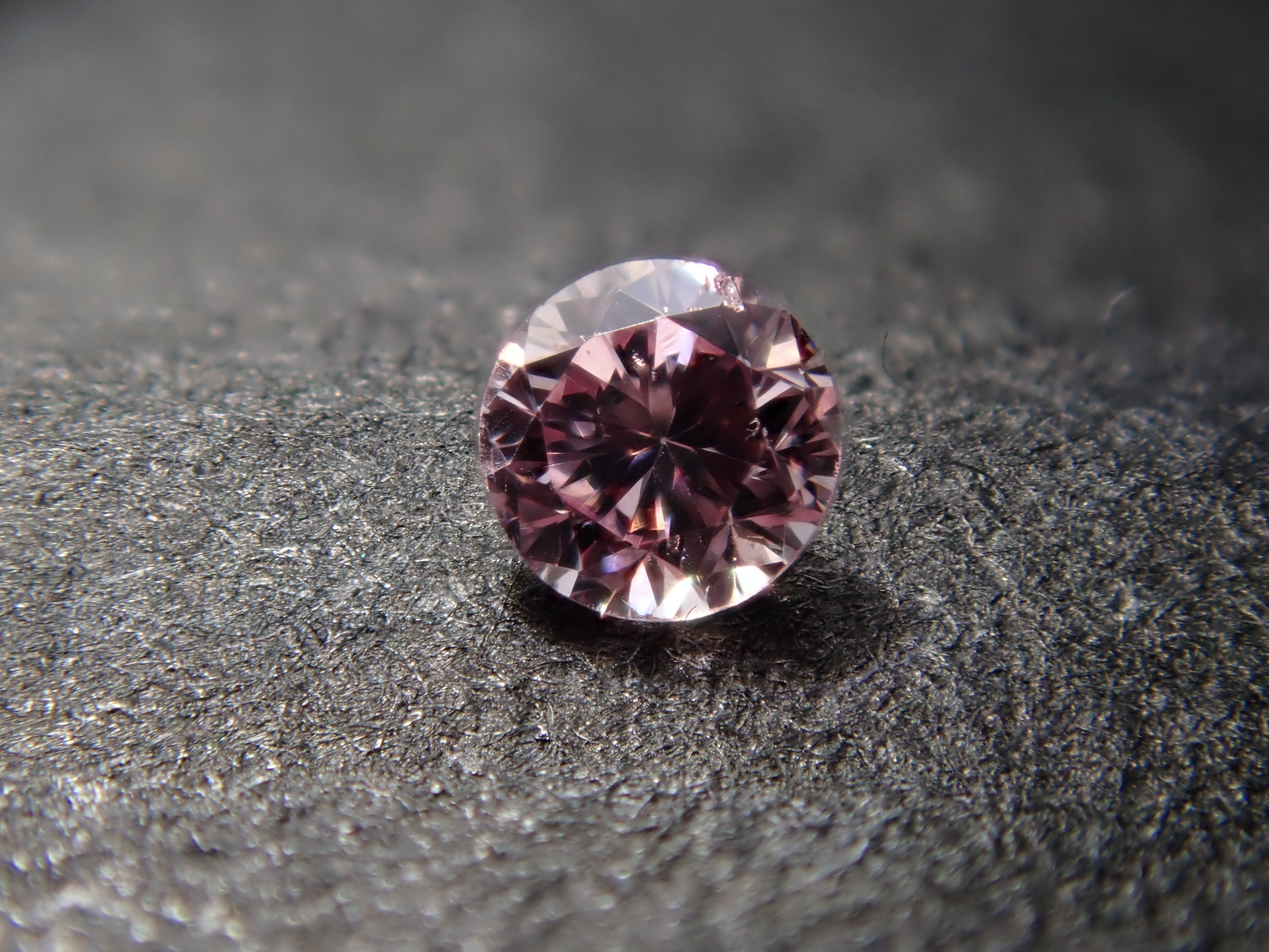 【32501694掲載】ピンクダイヤモンド 0.031ctルース(FANCY PRPLISH PINK, SI1)