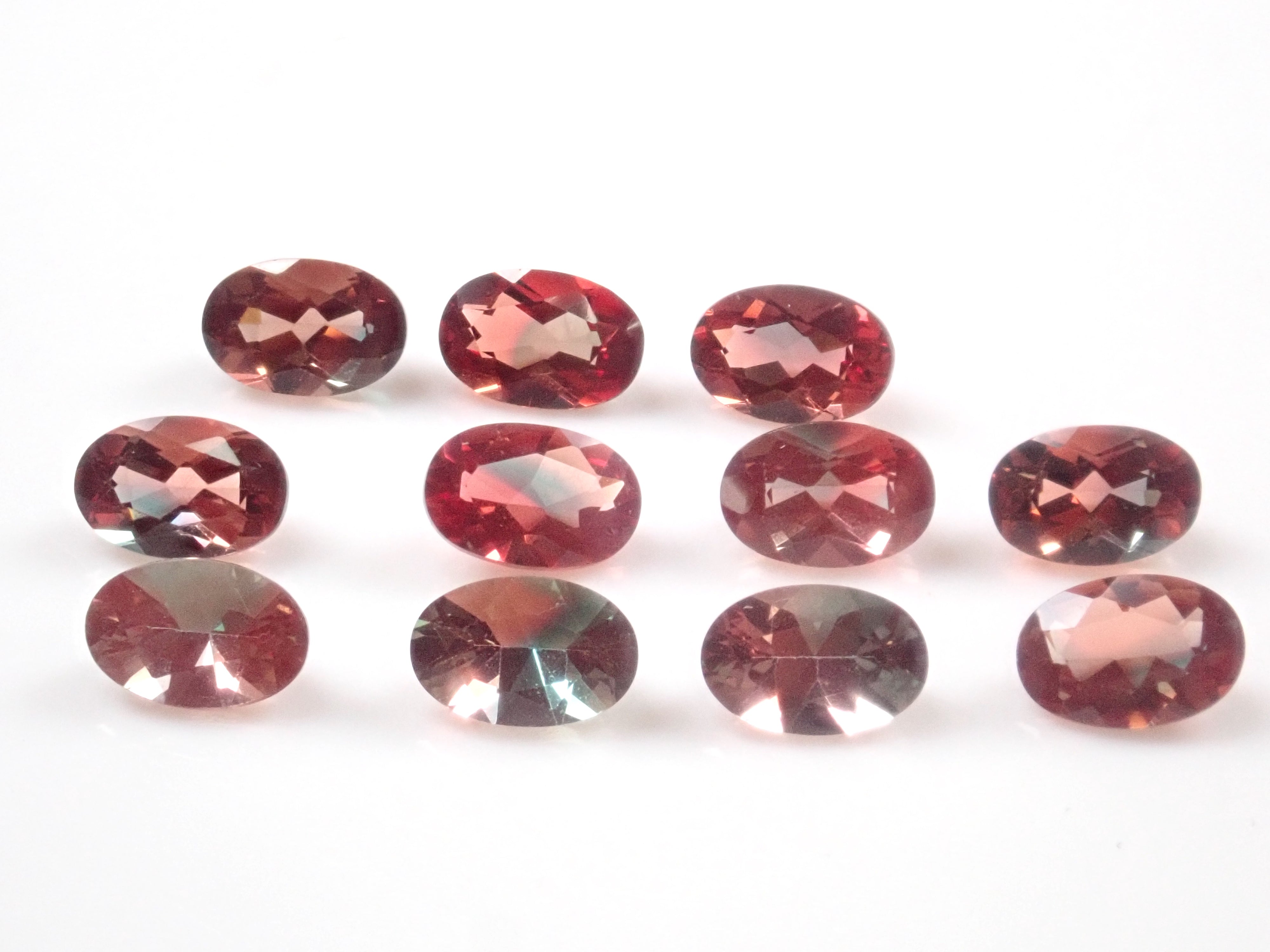 [Limited to 11 stones] Bicolor Andesine 1 stone loose (6 x 4 mm, color change Andesine) [Multiple purchase discount available]