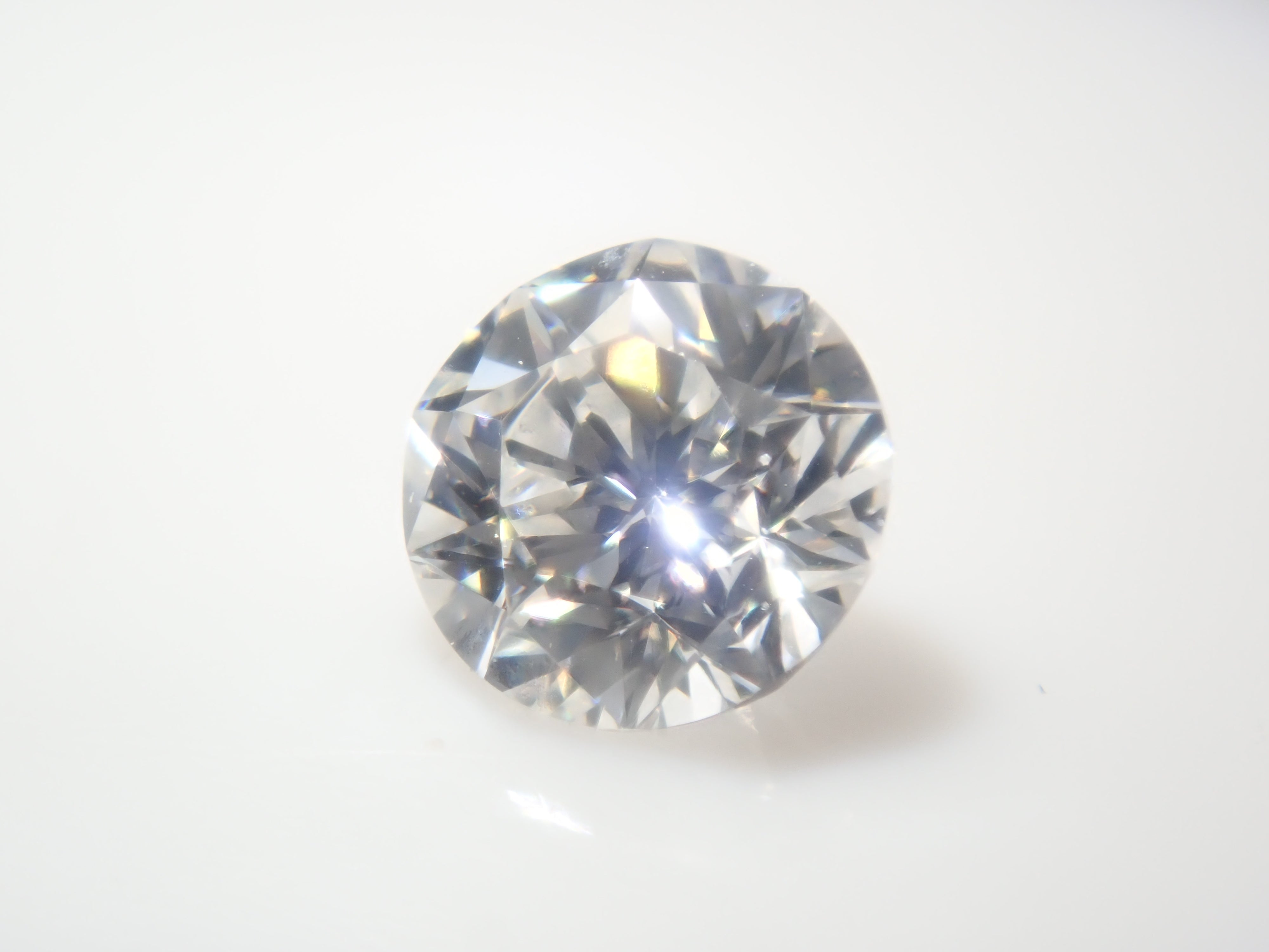 【5/14 22時販売】【カラフリ】星が浮かび上がる「WISH UPON A STAR®」3.5mm/0.166ct/F/VS1 ダイヤモンド　鑑定書