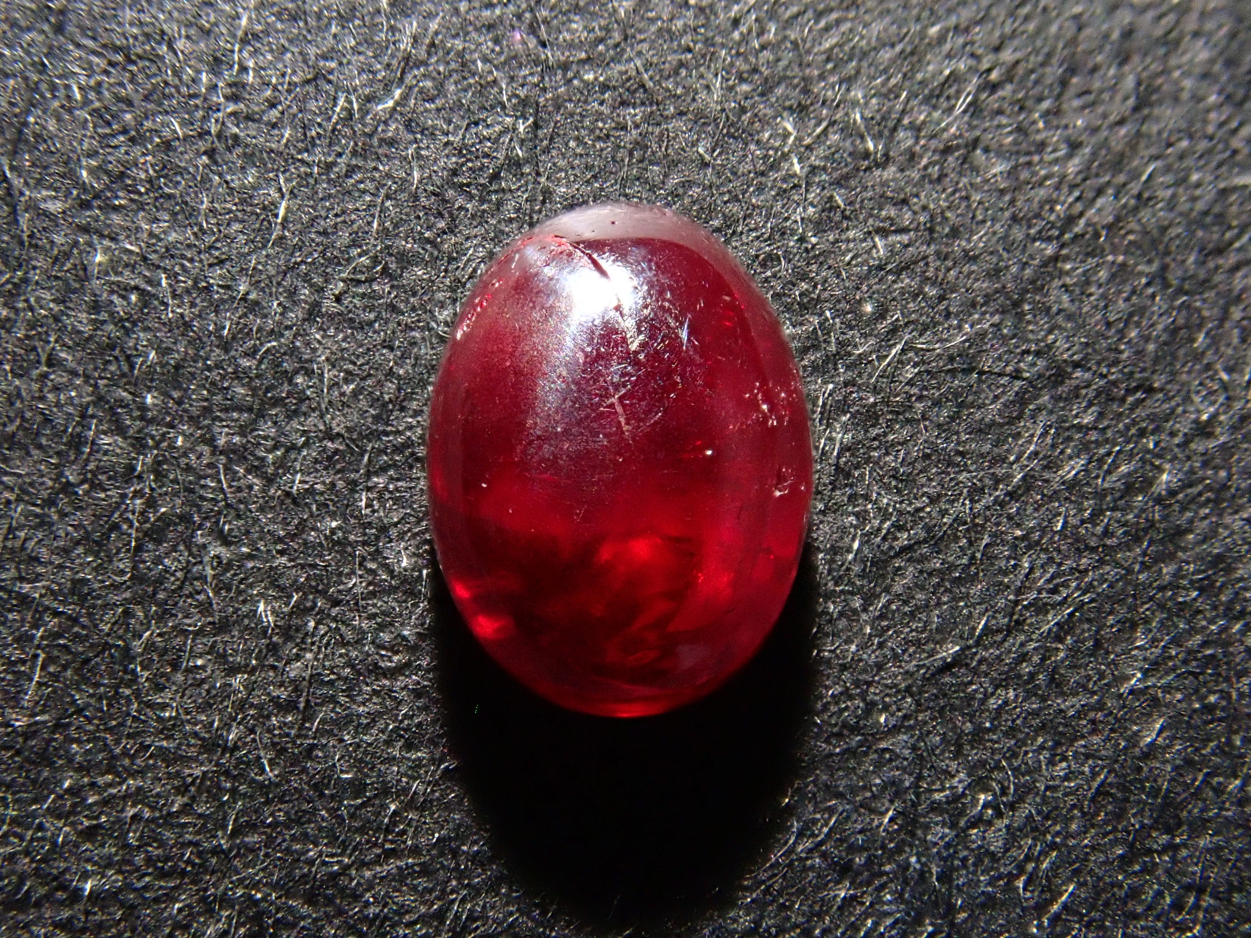 【12563042掲載】中国・湖南省シンシャ（辰砂・シナバー） 0.867ctルース