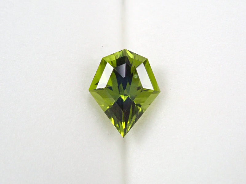 [On sale from 10pm on 5/17] [Mr. KEN] American Peridot 1.568ct loose stone