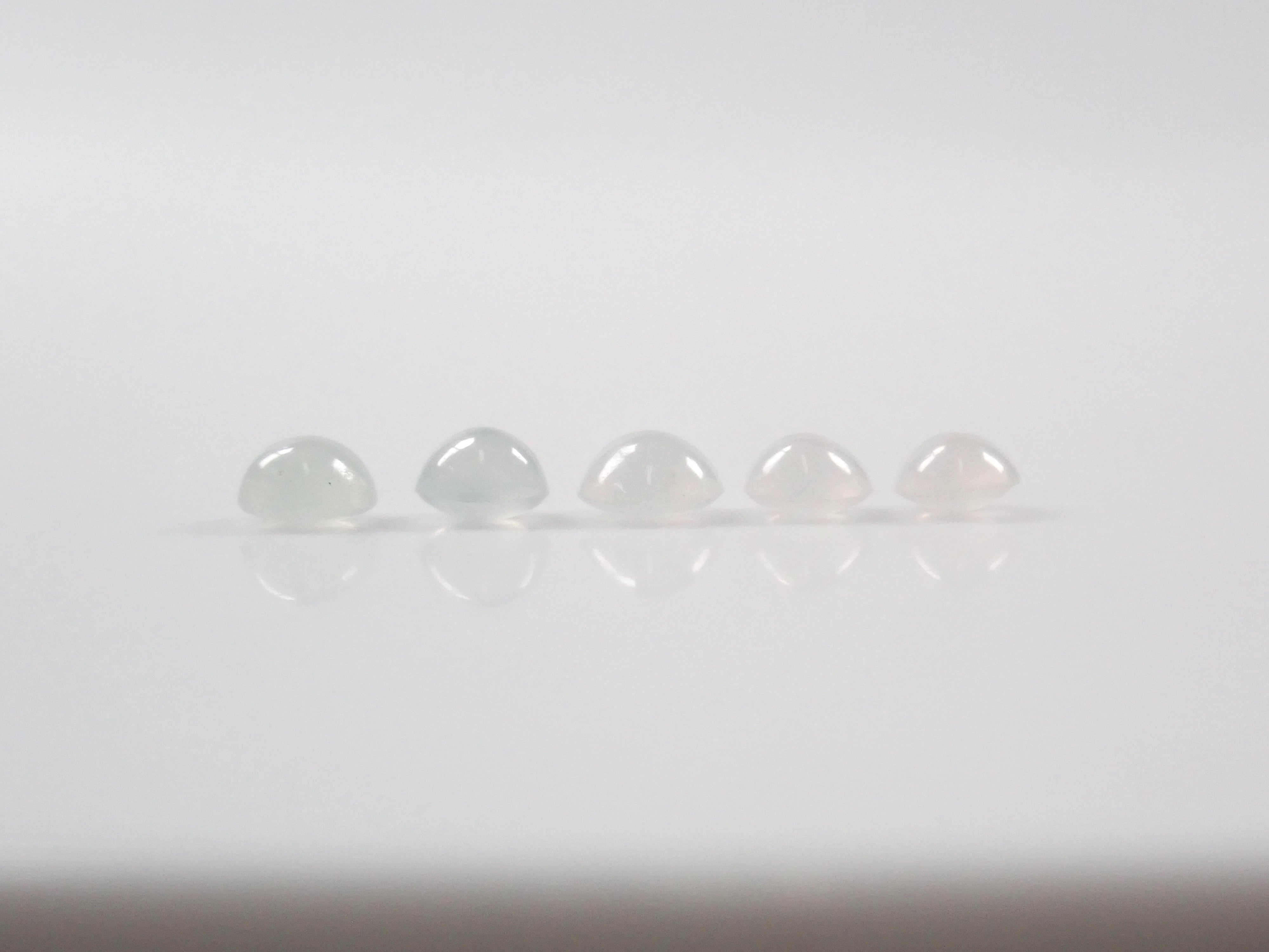 【5/23 22時販売】《限定5石》ミャンマー産氷翡翠（アイスジェダイト,約3.3-3.8mm）《複数購入割引有》