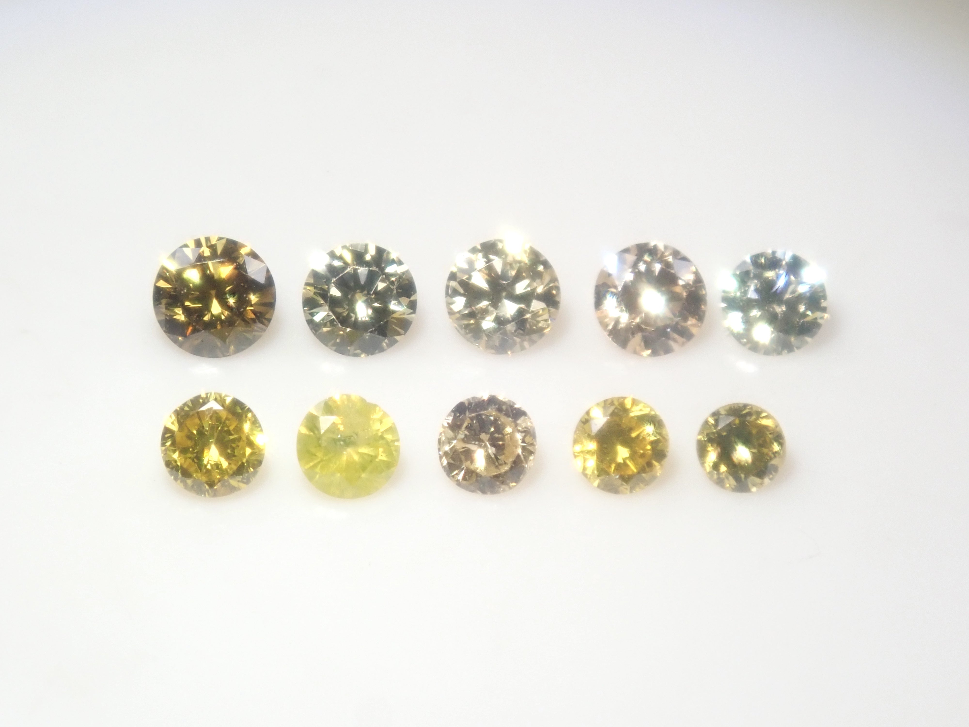 【5/29 22時販売】《限定13石》通常39,800円VVS-2/4.3mm/ソーティング付きが当たる💎イエローダイヤモンドガチャ《複数購入割引有》