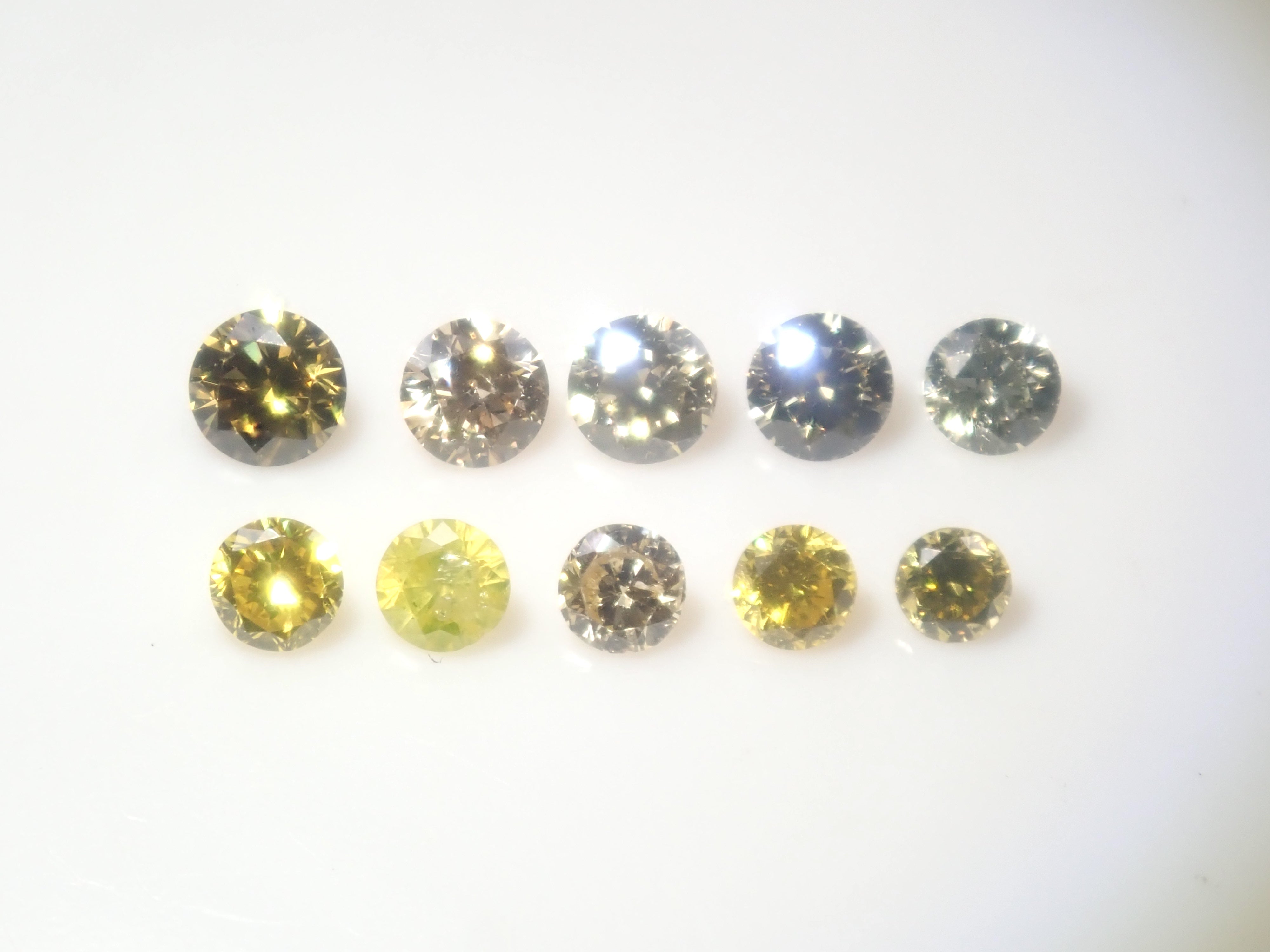 【5/29 22時販売】《限定13石》通常39,800円VVS-2/4.3mm/ソーティング付きが当たる💎イエローダイヤモンドガチャ《複数購入割引有》