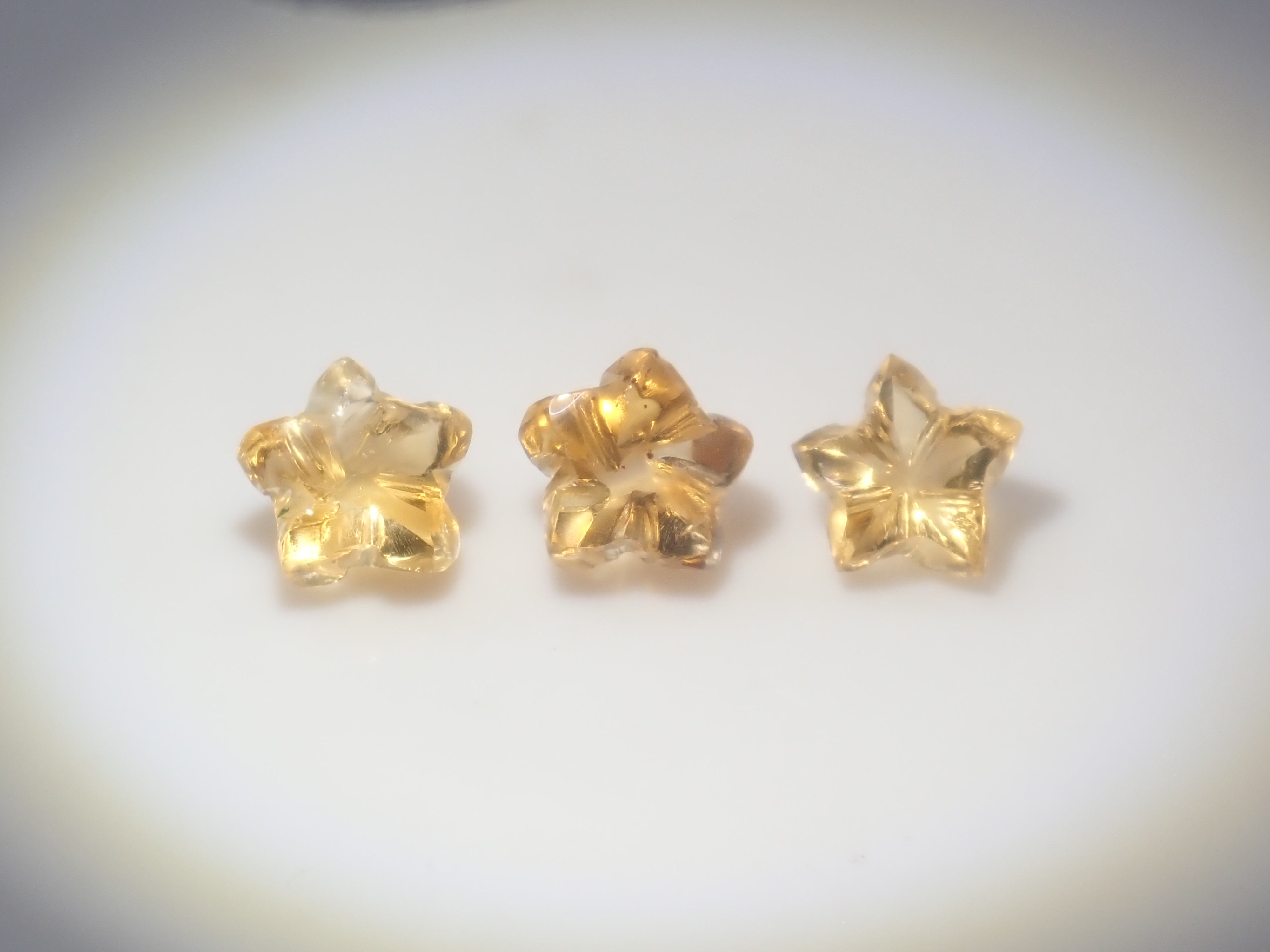【5/23 22時販売】《限定11石》カービングガチャ💎通常29,800円のイチゴカット43ctのブルートパーズ・フラワーカットのアメジスト・プルメリアカットなど（おまけで特殊カットブルートパーズ8-10mm）《複数購入割引有》　
