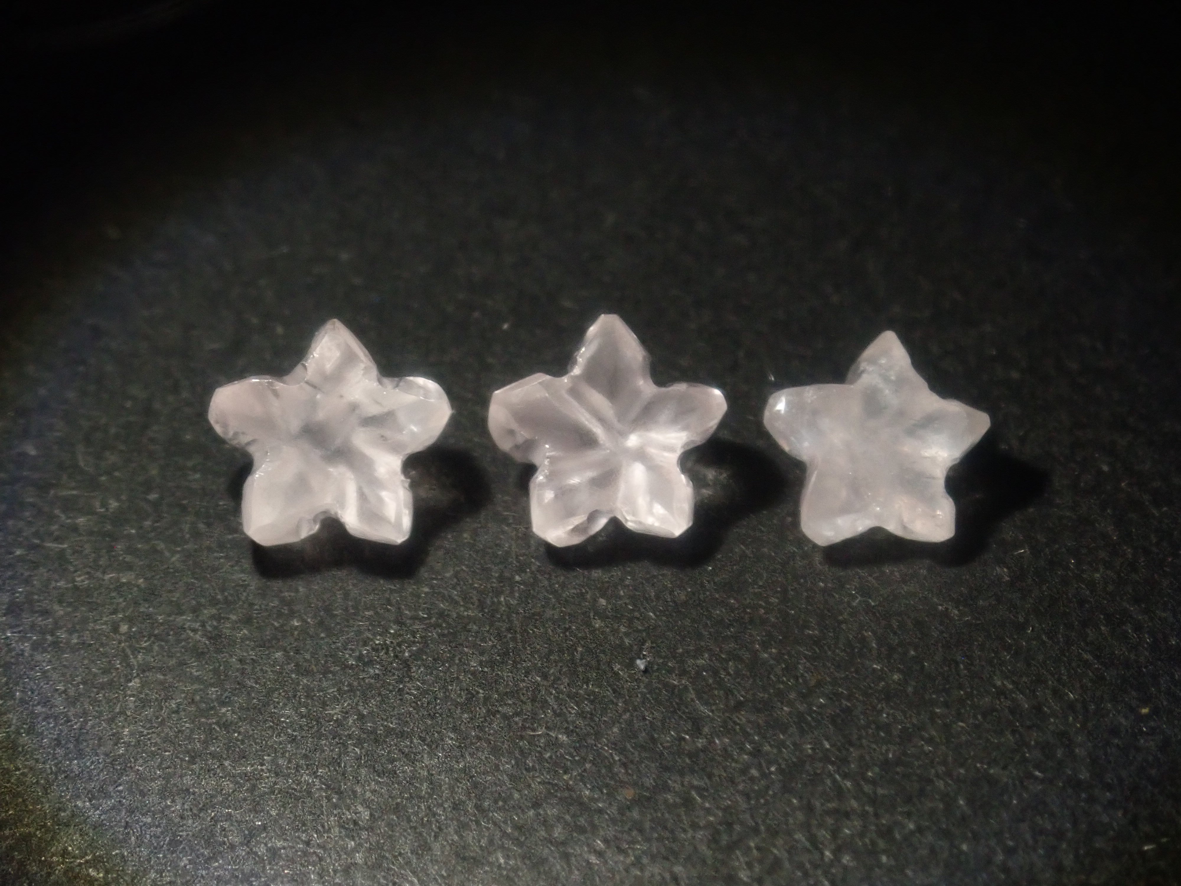 【5/23 22時販売】《限定11石》カービングガチャ💎通常29,800円のイチゴカット43ctのブルートパーズ・フラワーカットのアメジスト・プルメリアカットなど（おまけで特殊カットブルートパーズ8-10mm）《複数購入割引有》　