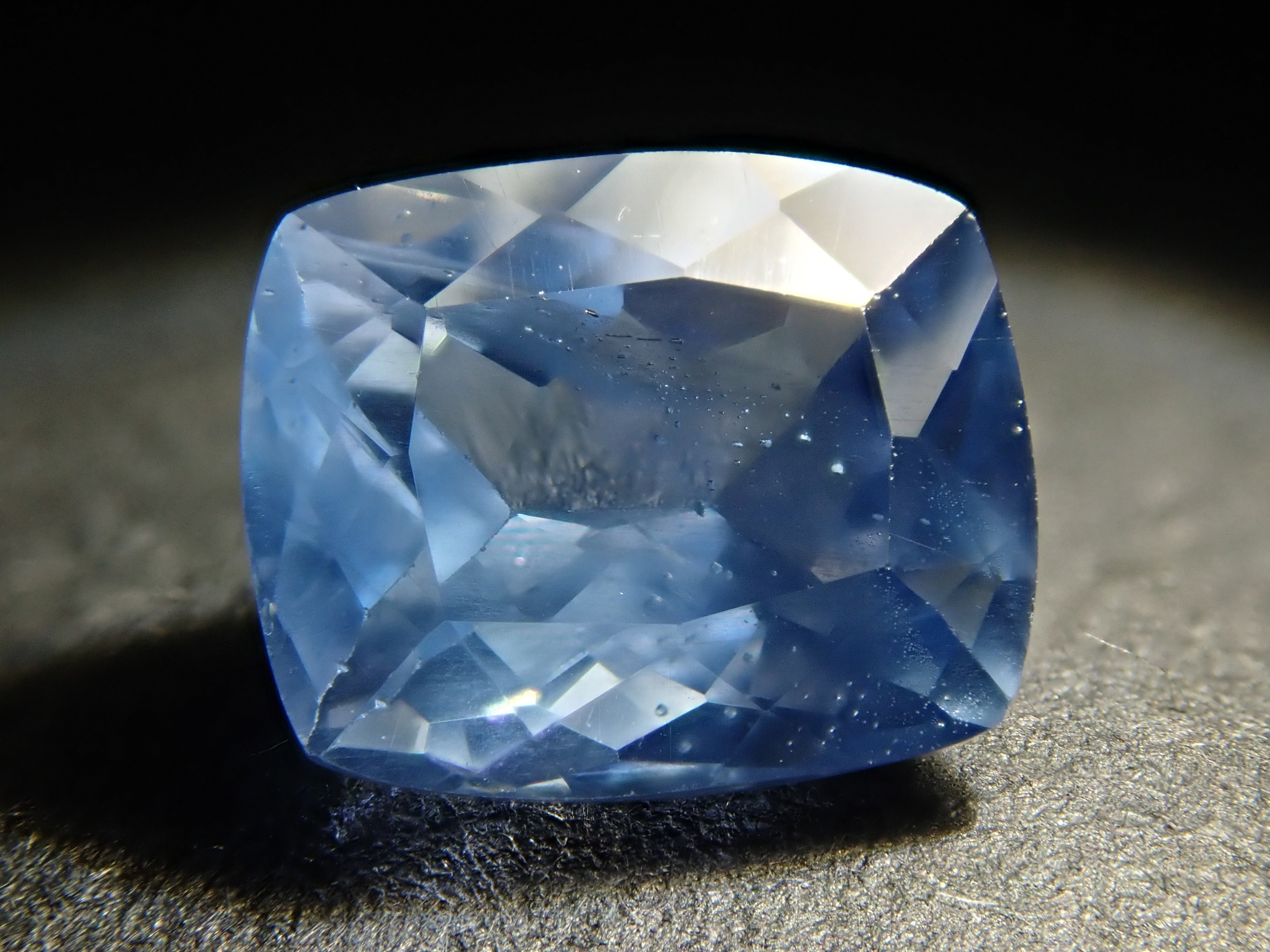 水晶キューブ、クリアブルーアパタイト 水晶キューブ、クリアブルーアパタイト 水晶キューブ、クリアブルー