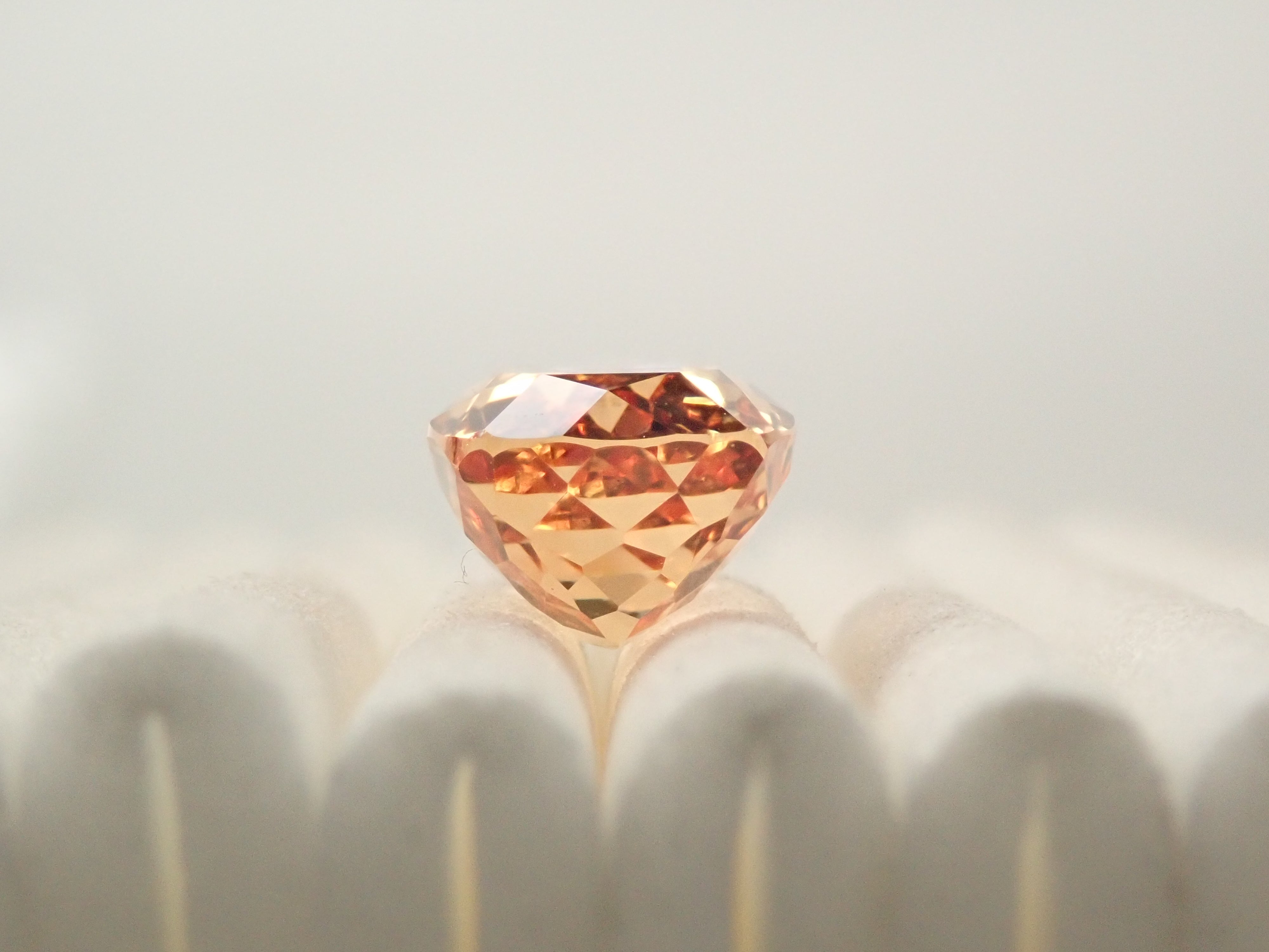 【12559339掲載】ブラジル産インペリアルトパーズ 4.321ctルース