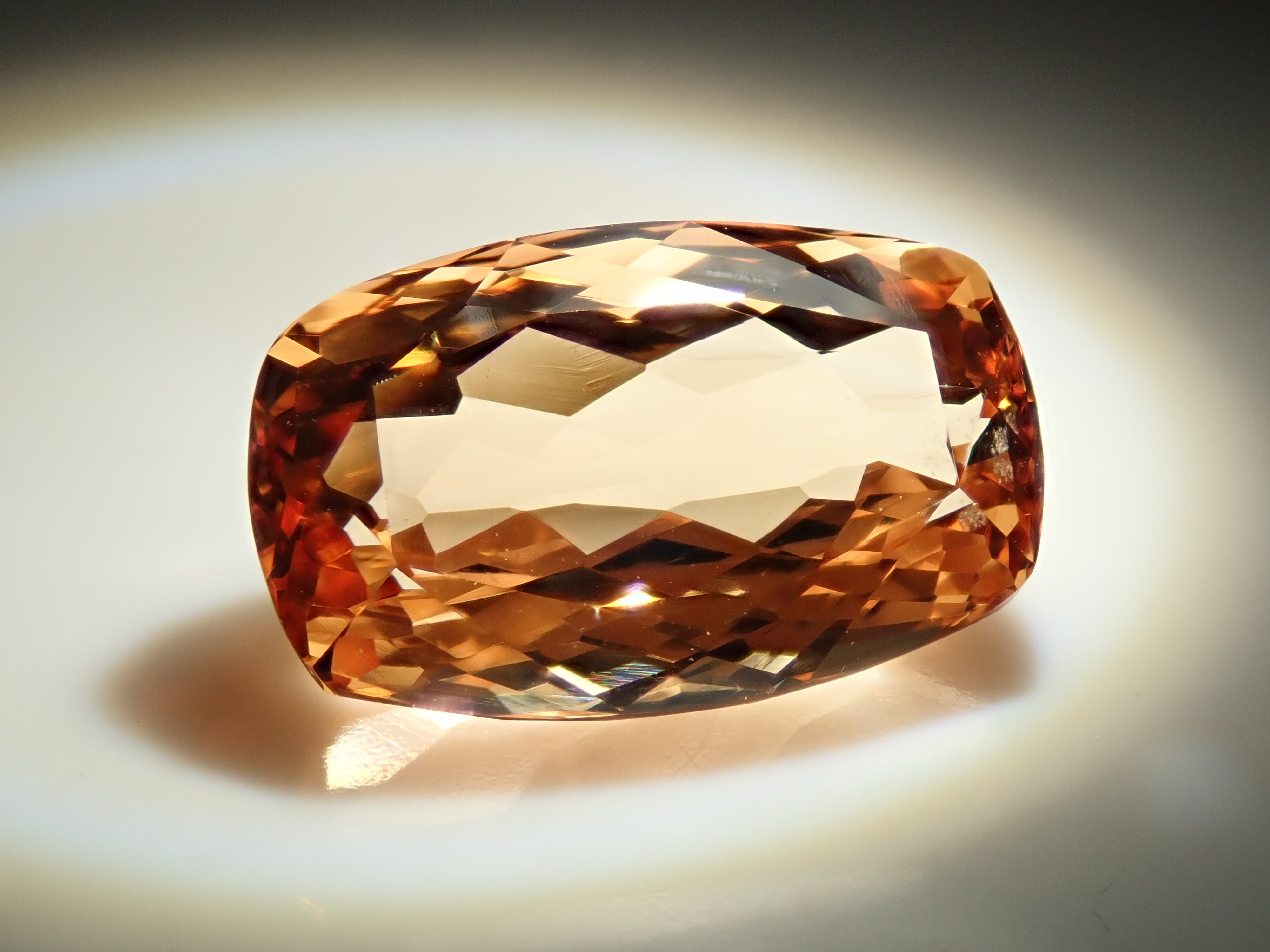 【12559339掲載】ブラジル産インペリアルトパーズ 4.321ctルース