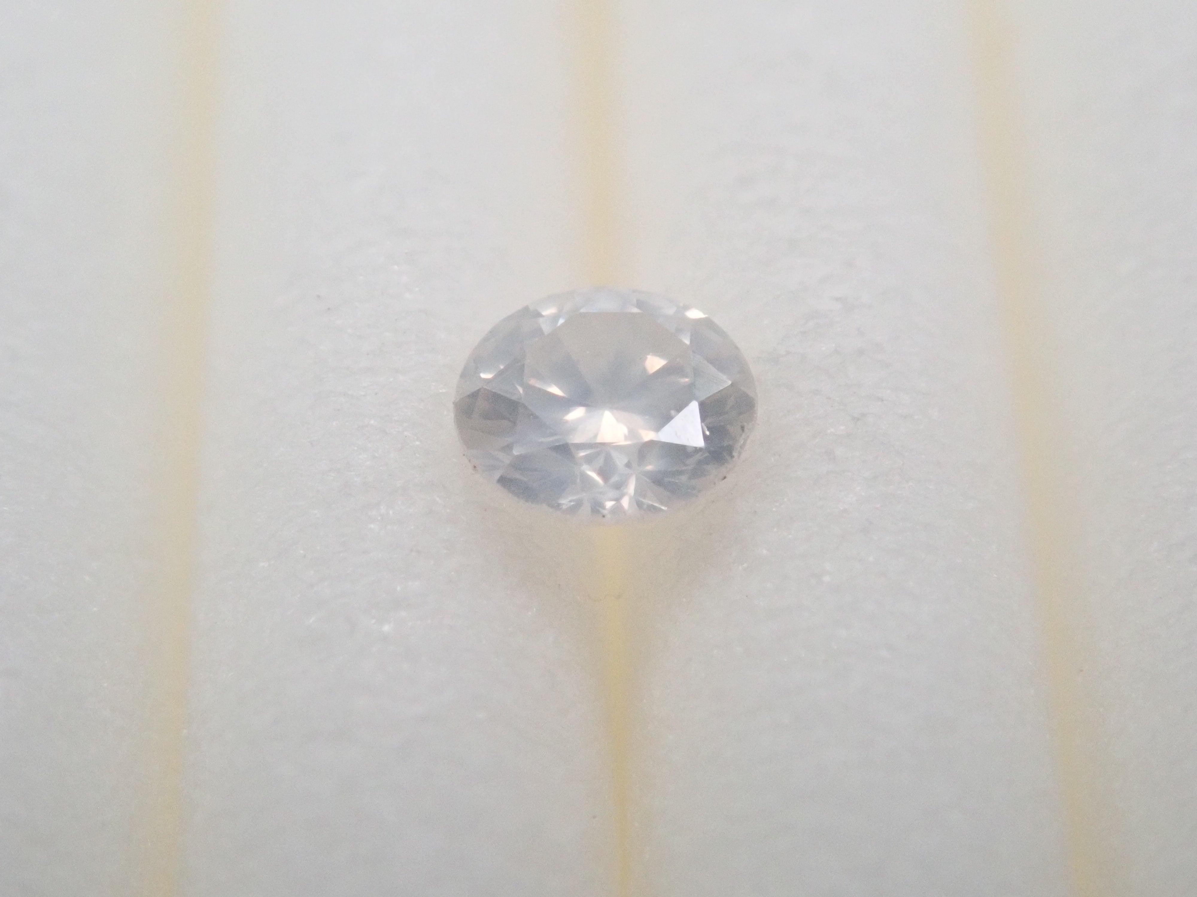 【12552551掲載】シルキーダイヤモンド 0.081ctルース