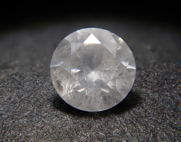 シルキーダイヤモンド 2.6mm/0.081ctルース
