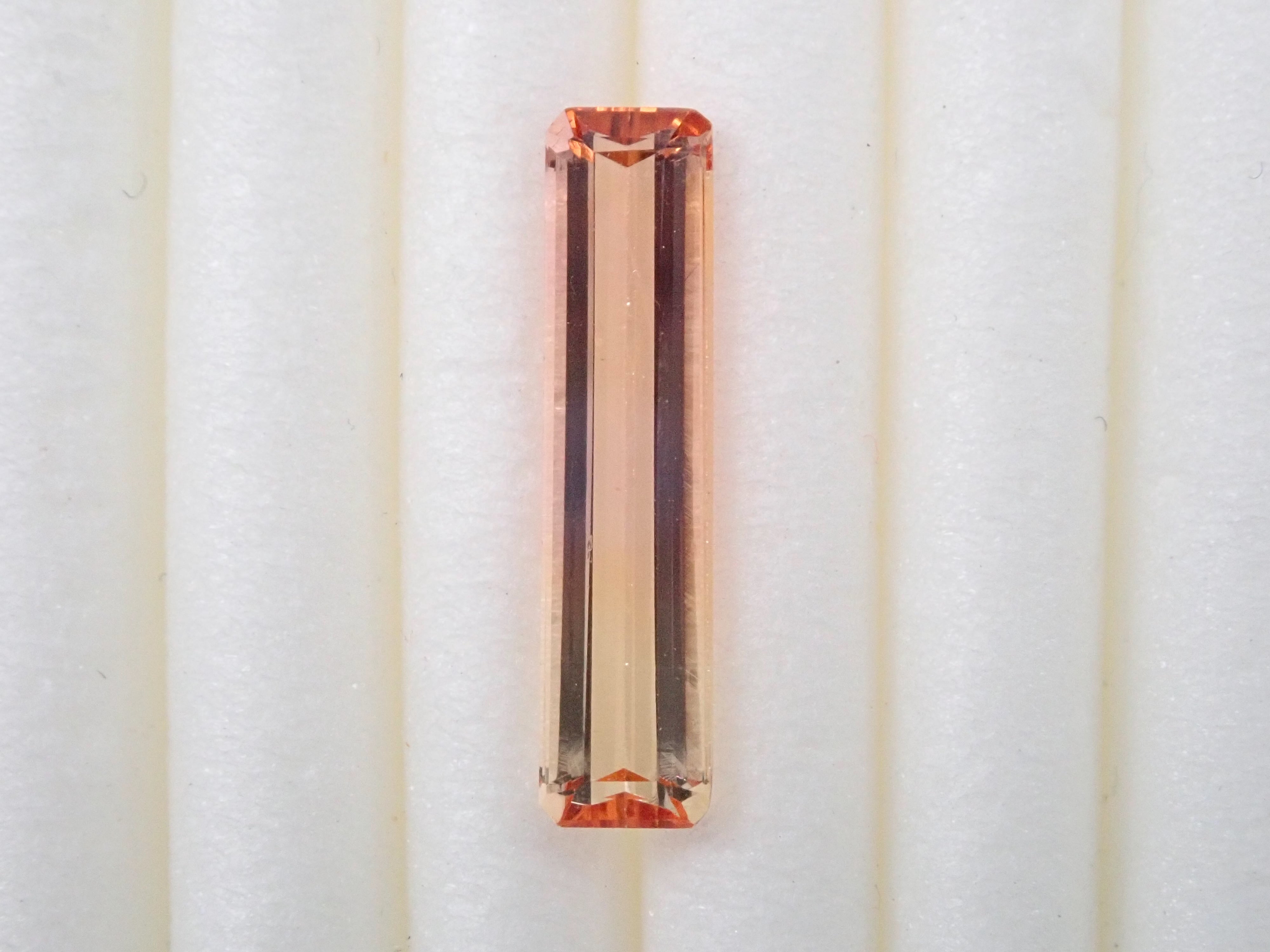 Brazilian bicolor imperial topaz 0.950ct loose