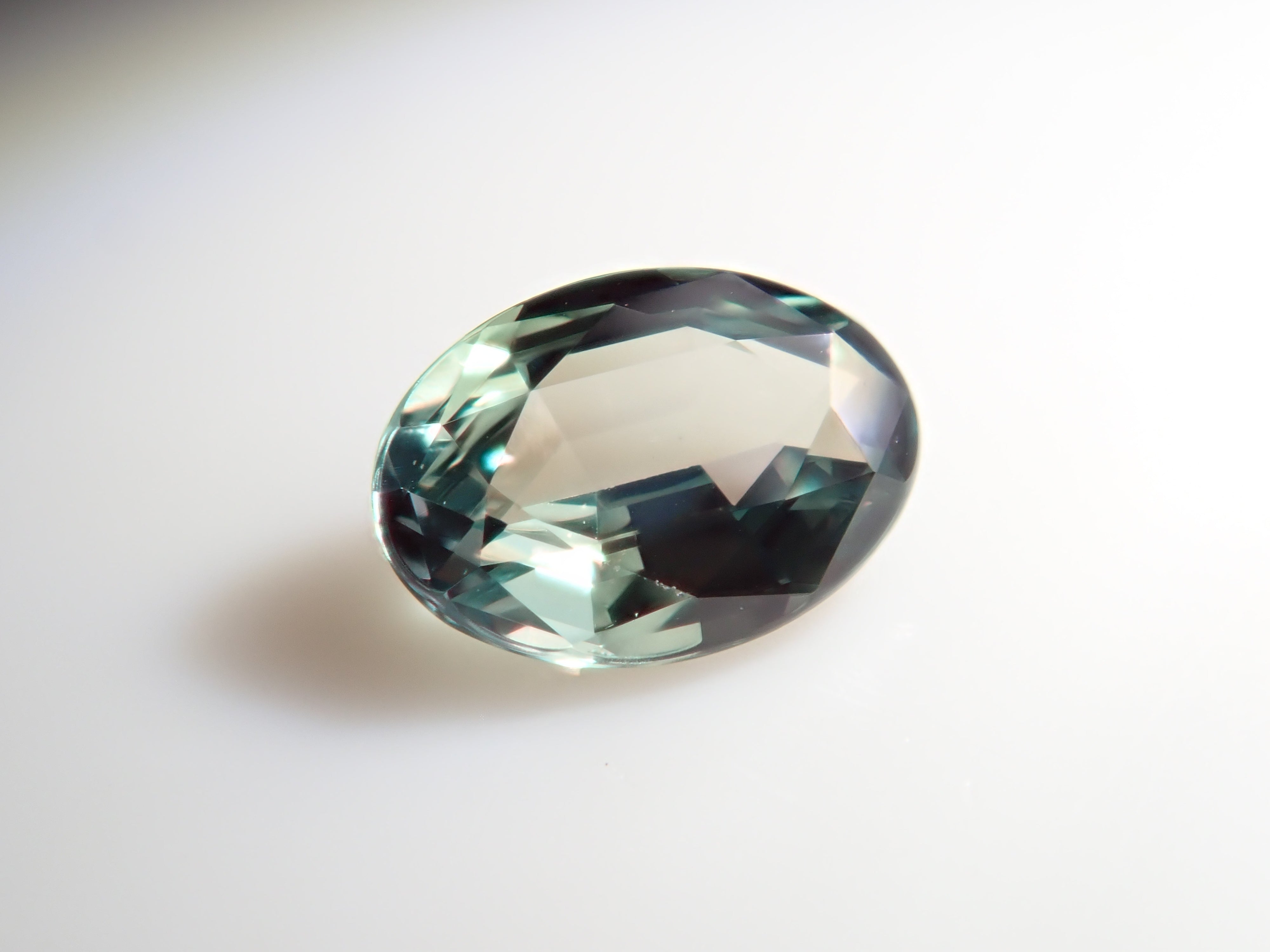 【12563091掲載】ブラジル産アレキサンドライト 0.128ctルース