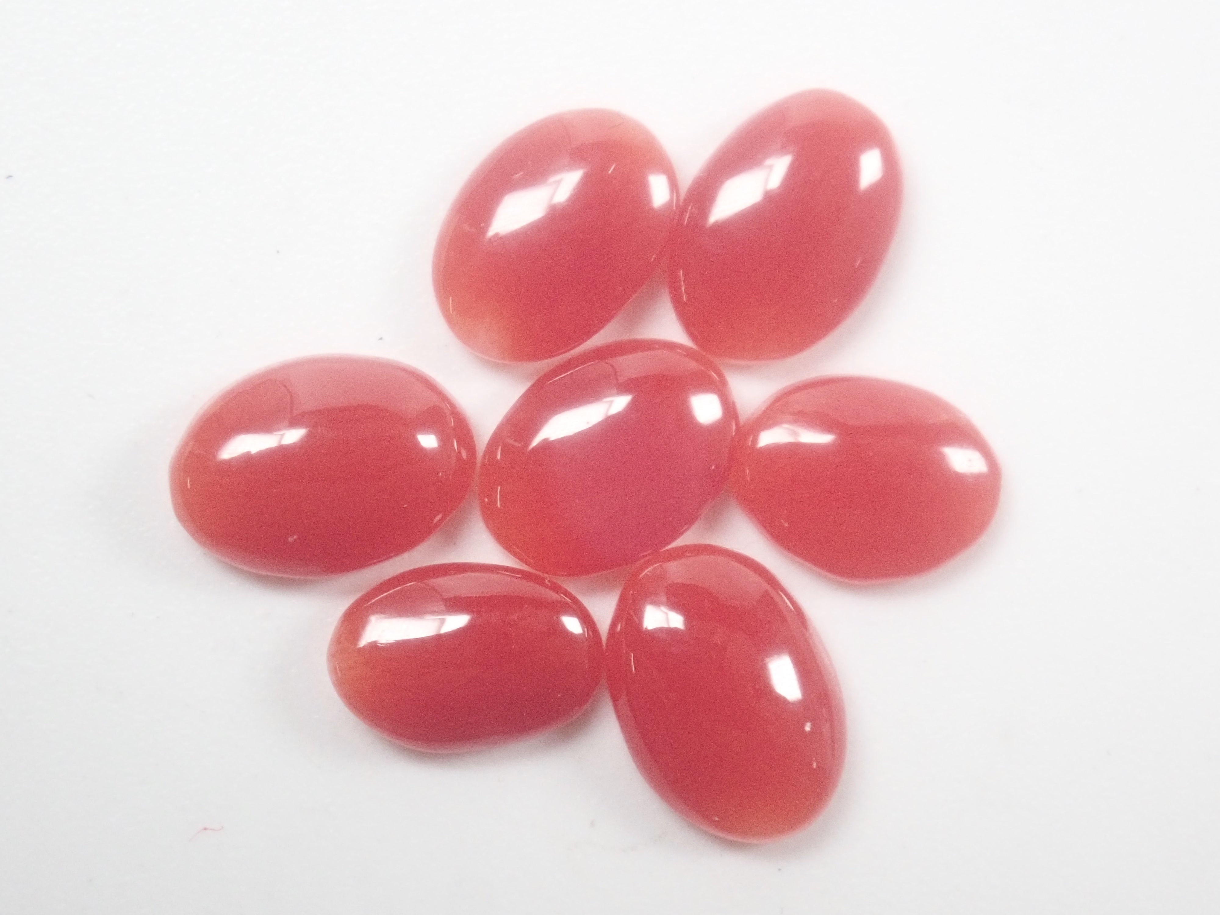 【5/23 22時販売】《限定7石》高知県産血赤珊瑚 ルース（オーバルカット,4×6~7mm）《複数購入割引有》　