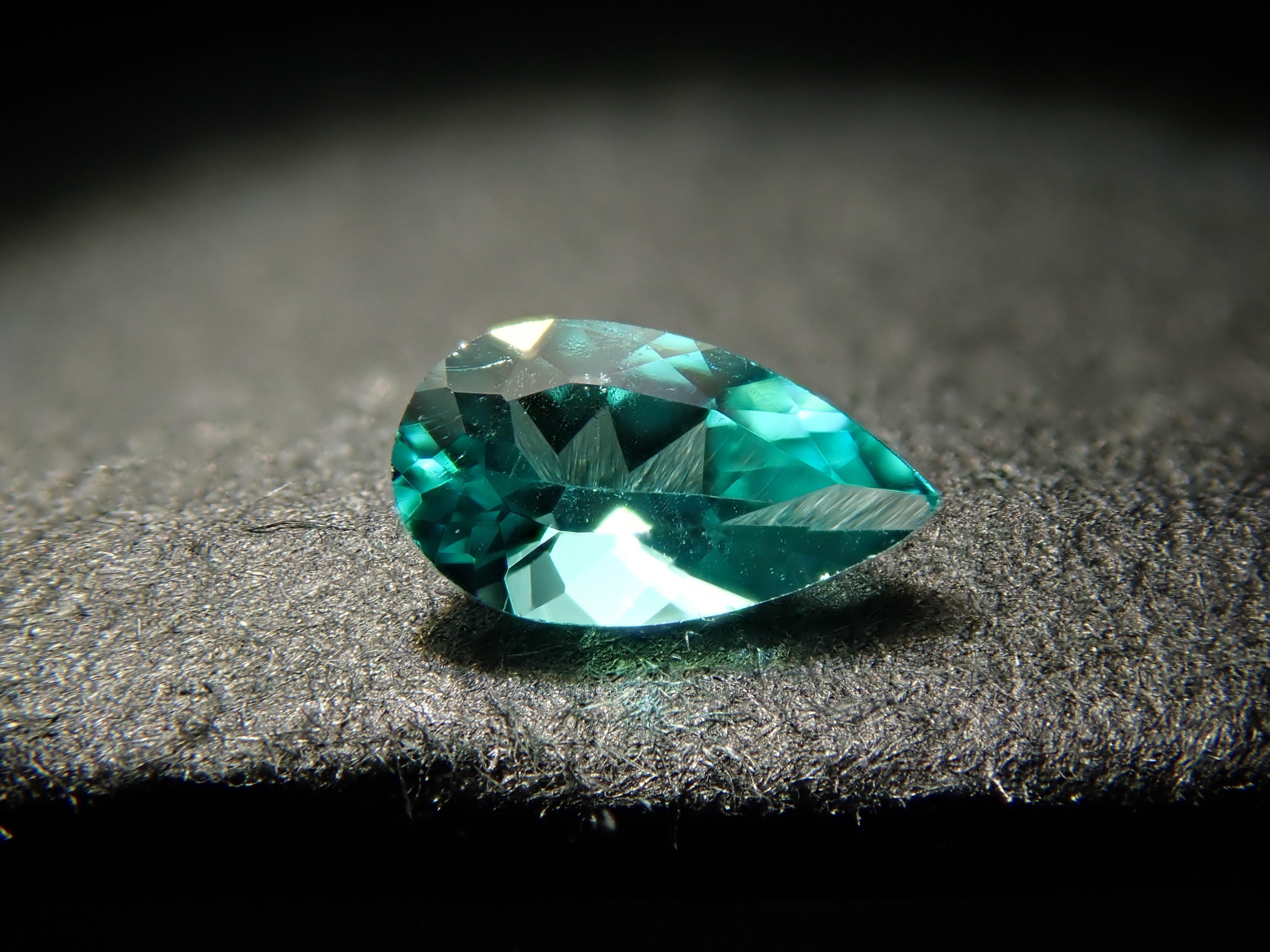 非加熱ブラジル産パライバトルマリン 0.063ctルース