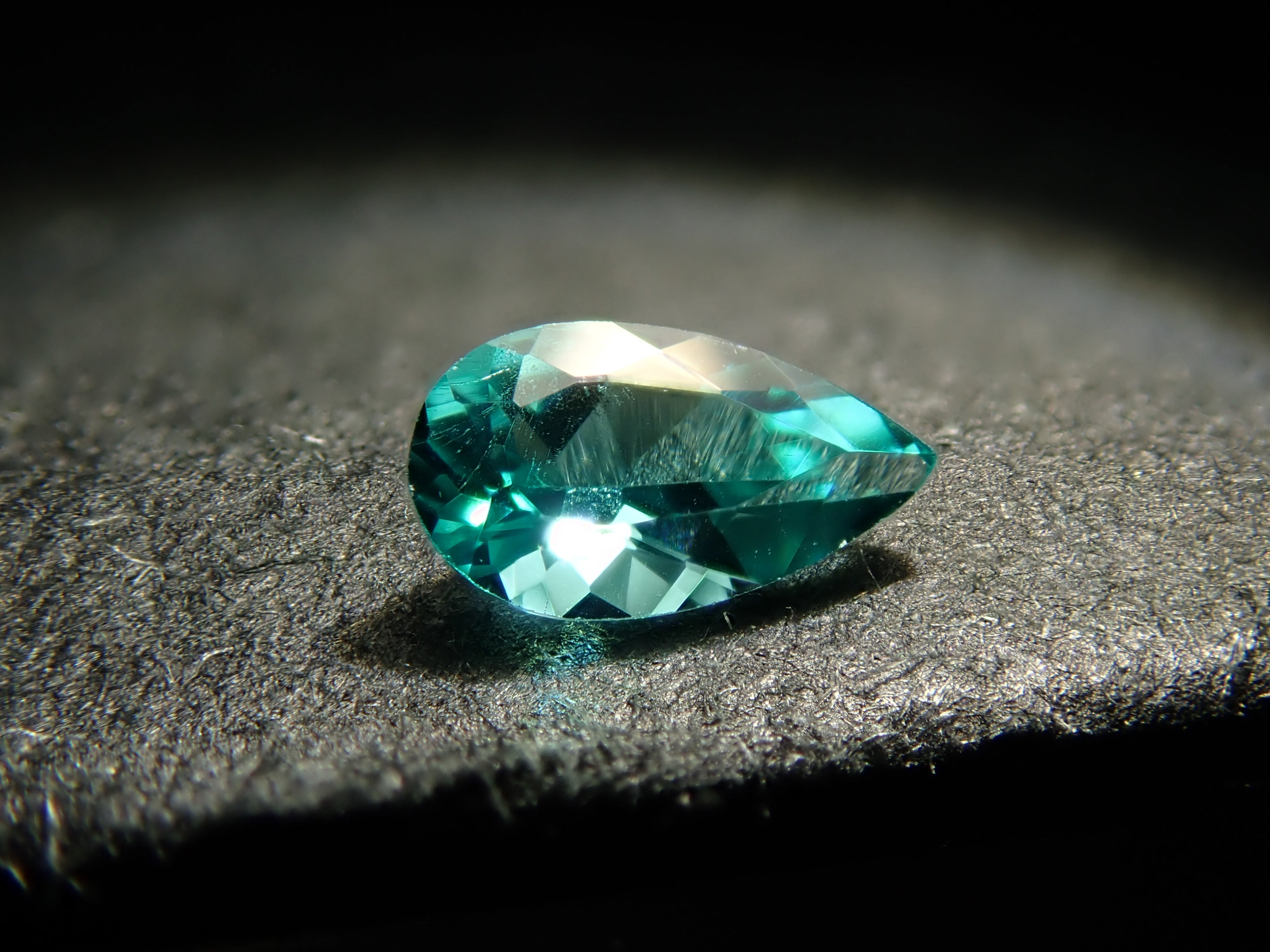 非加熱ブラジル産パライバトルマリン 0.063ctルース