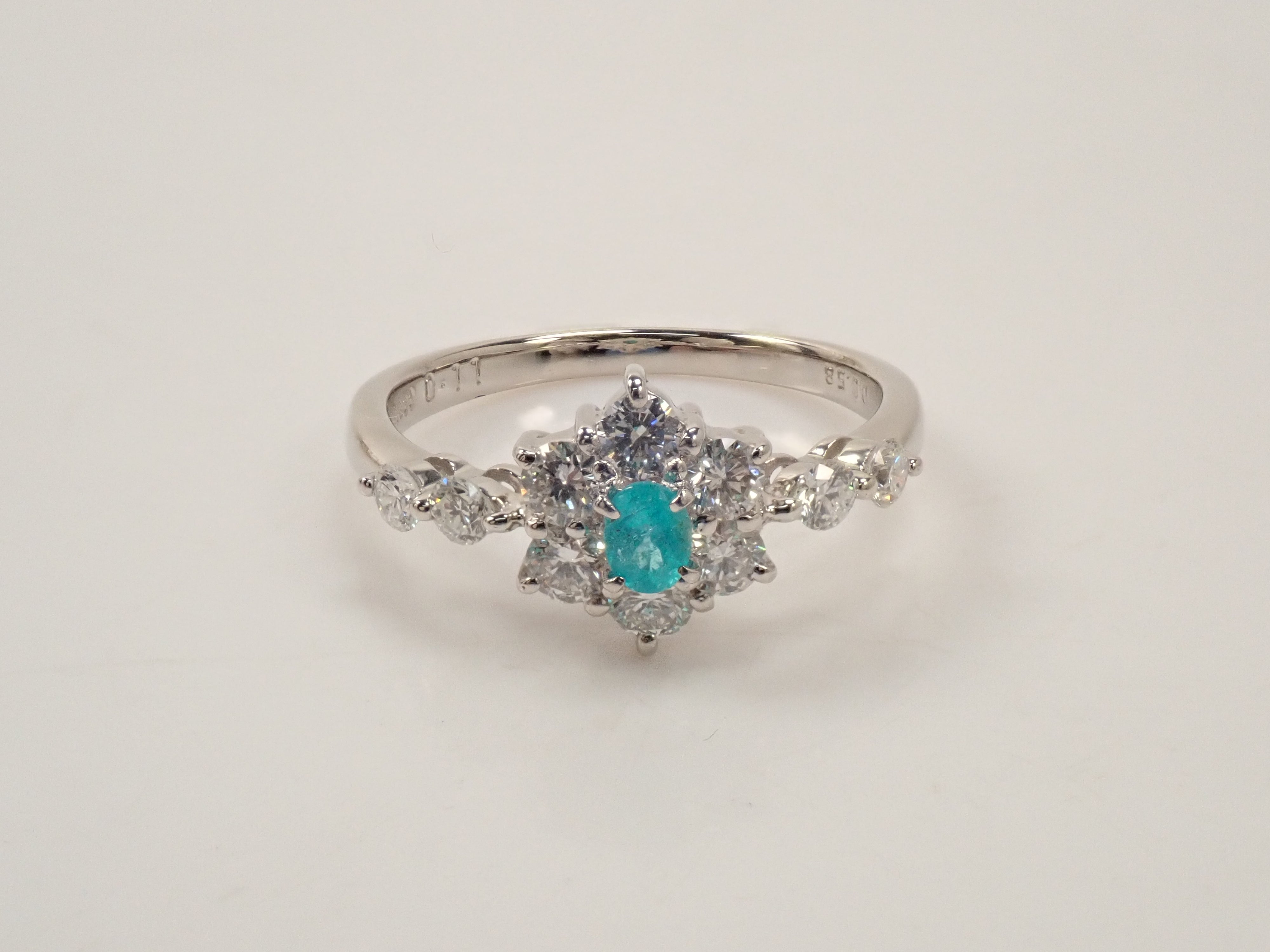 【22602604掲載】【カラフリ】Pt900 ブラジル産パライバトルマリン 0.11ct リング