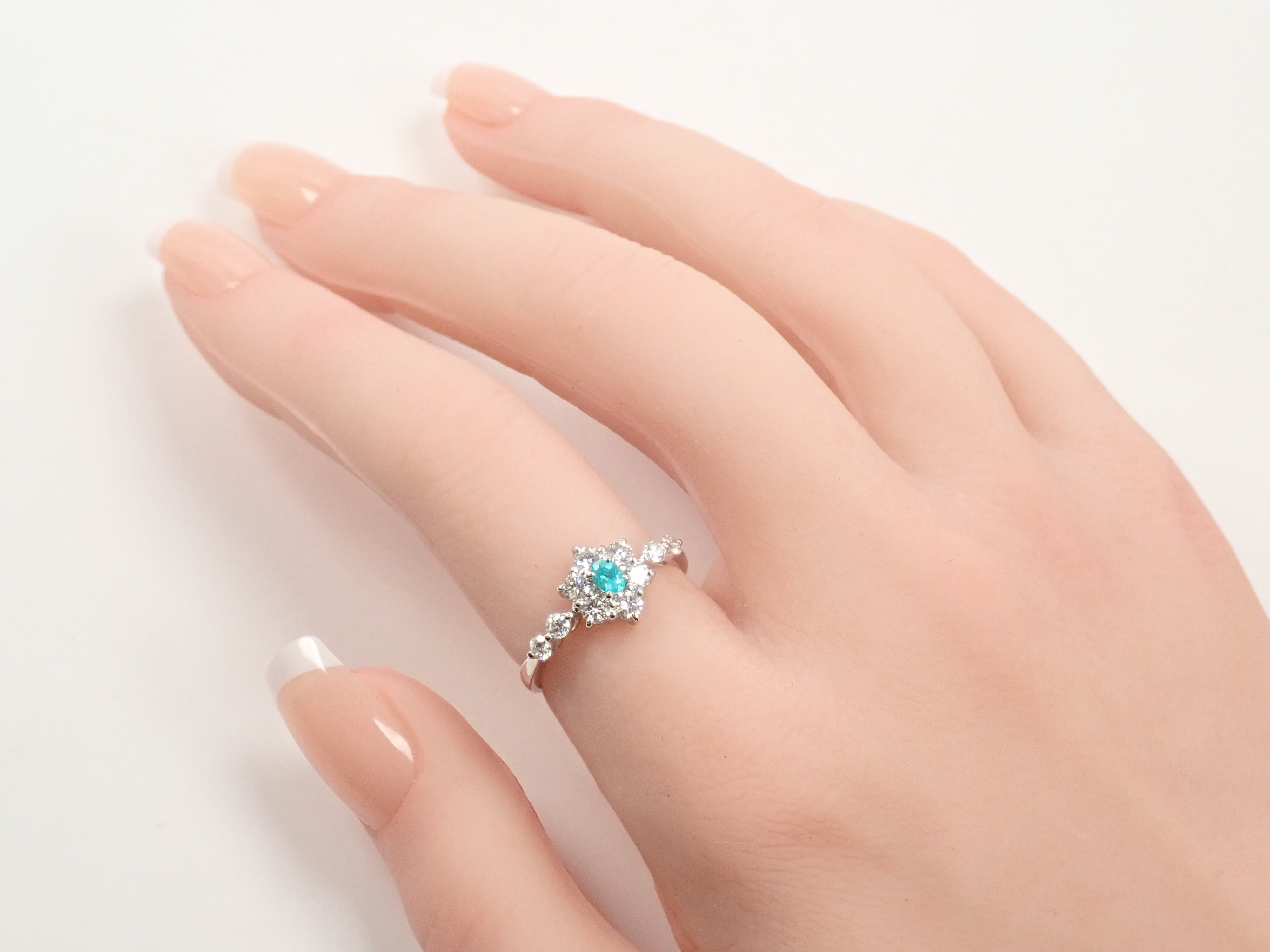 【22602604掲載】【カラフリ】Pt900 ブラジル産パライバトルマリン 0.11ct リング