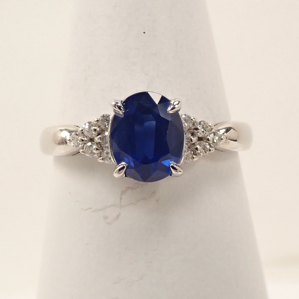 Pt900 タイ産サファイア 1.33ct リング