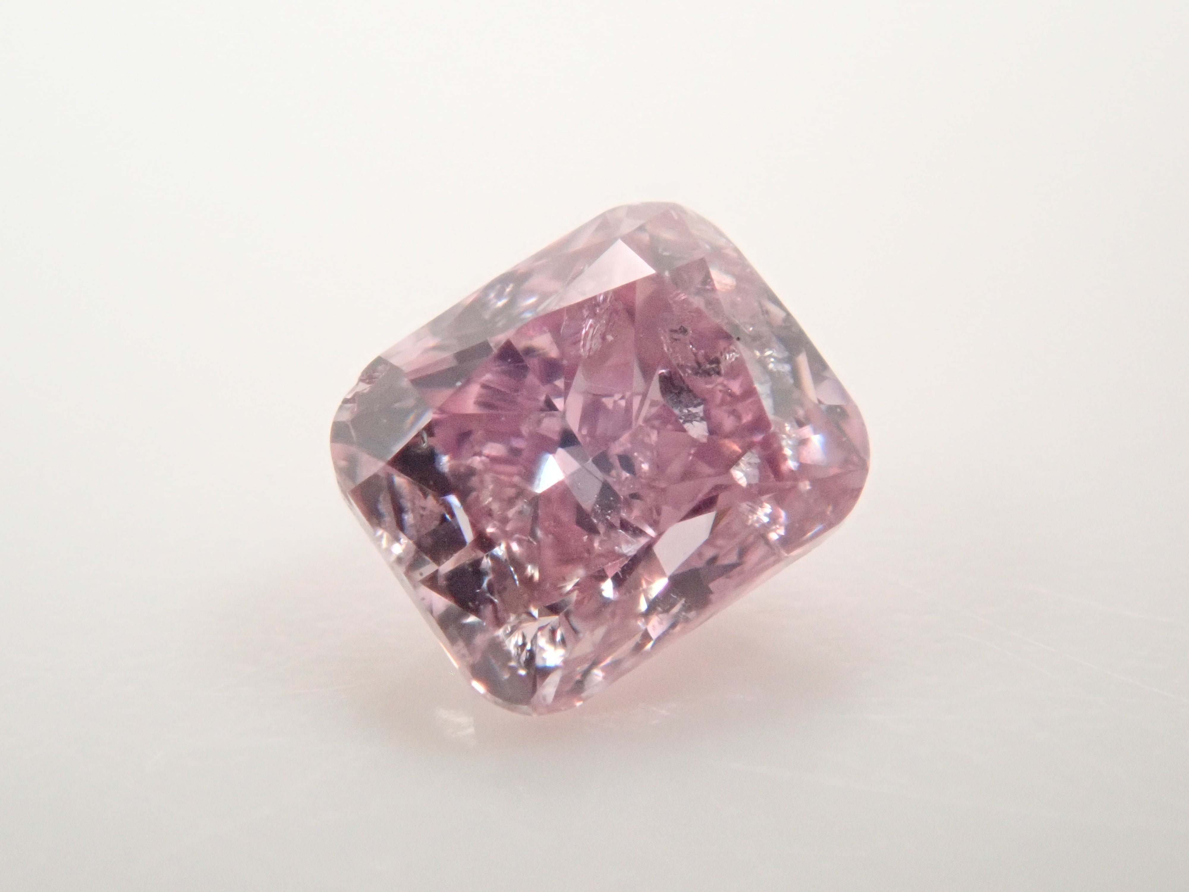【32501927掲載】ピンクダイヤモンド（クッションカット） 0.157ctルース(FANCY DEEP PUPPLE PINK, I1)