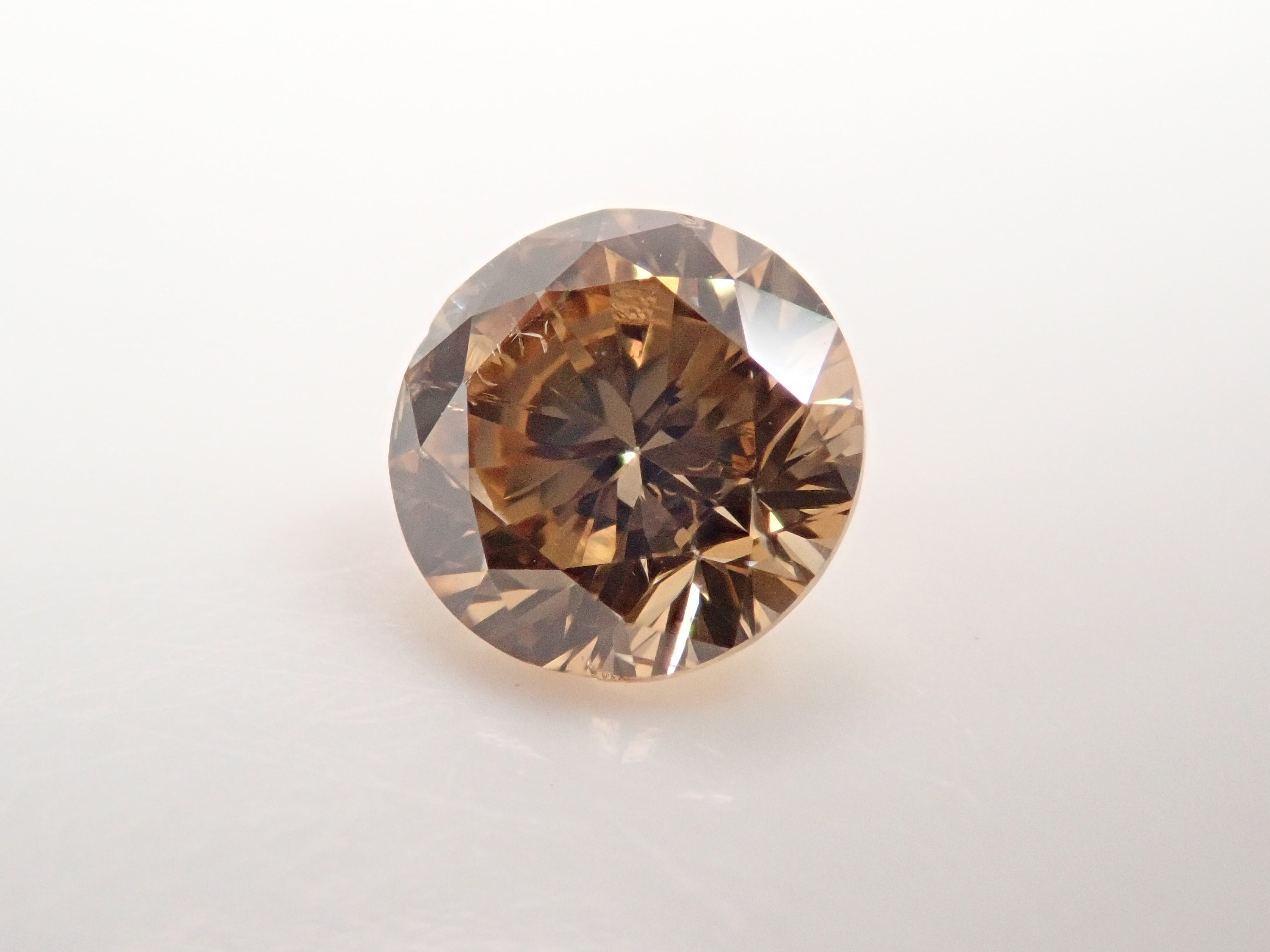 ブラウンダイヤモンド 0.600ctルース(FANCY LIGHT BROWN, SI-2)