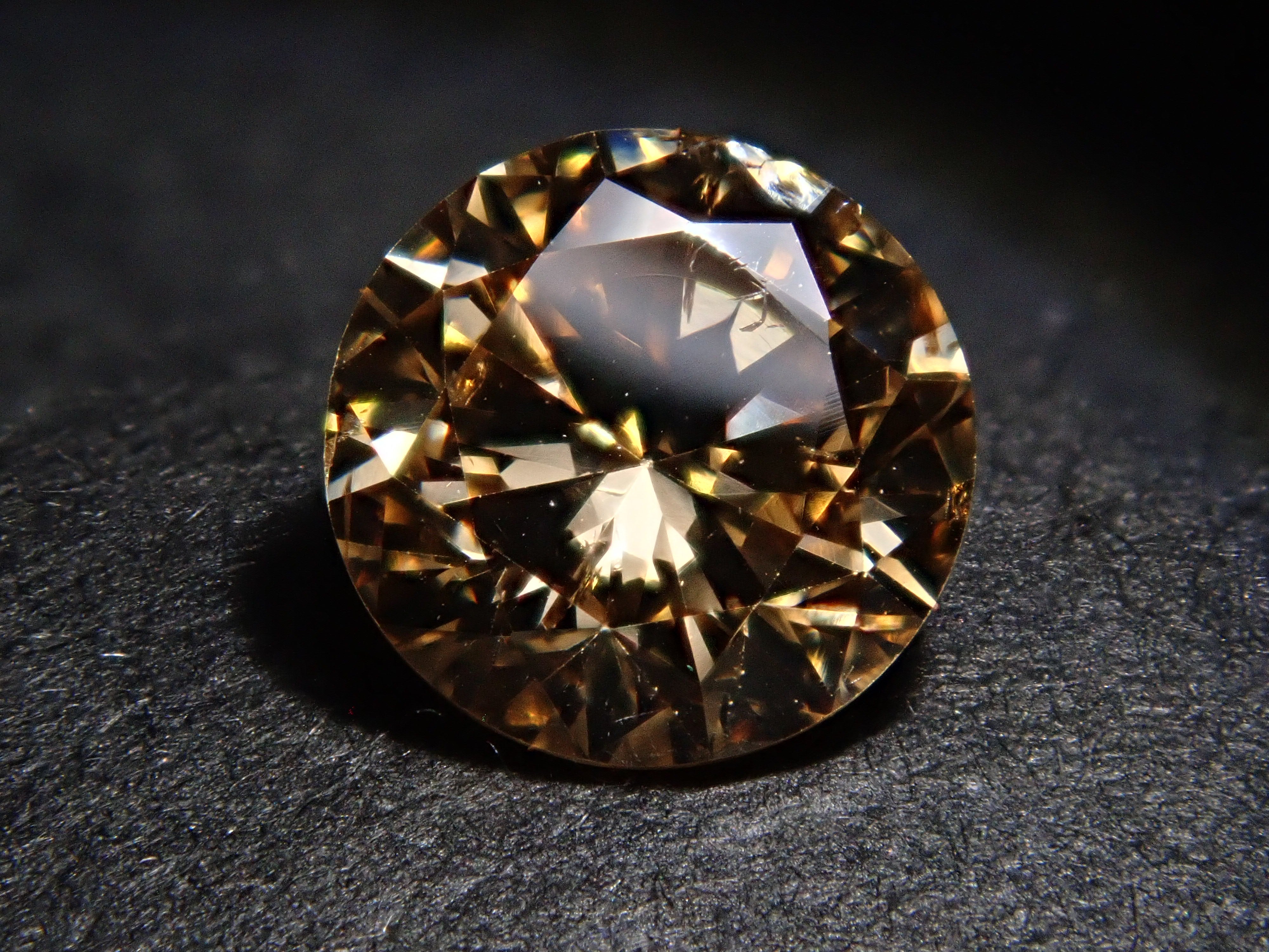 天然ライトブラウンダイヤモンド ルース0.423ct ブラウンダイヤモンド 0.600ctルース(FANCY LIGHT BROWN, SI-2)