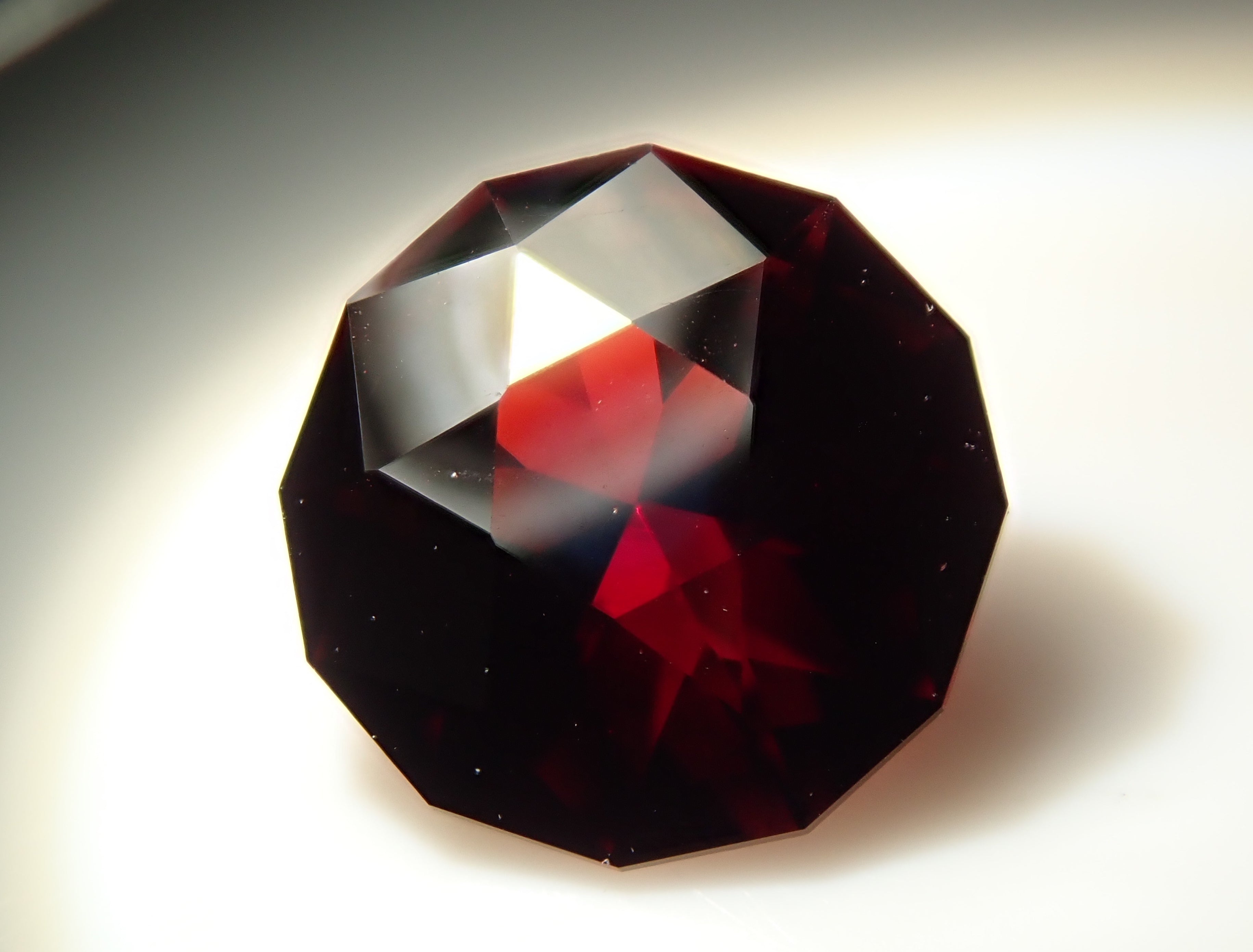 Madagascar Almandine Garnet 7.2mm/1.436ct Loose Stone