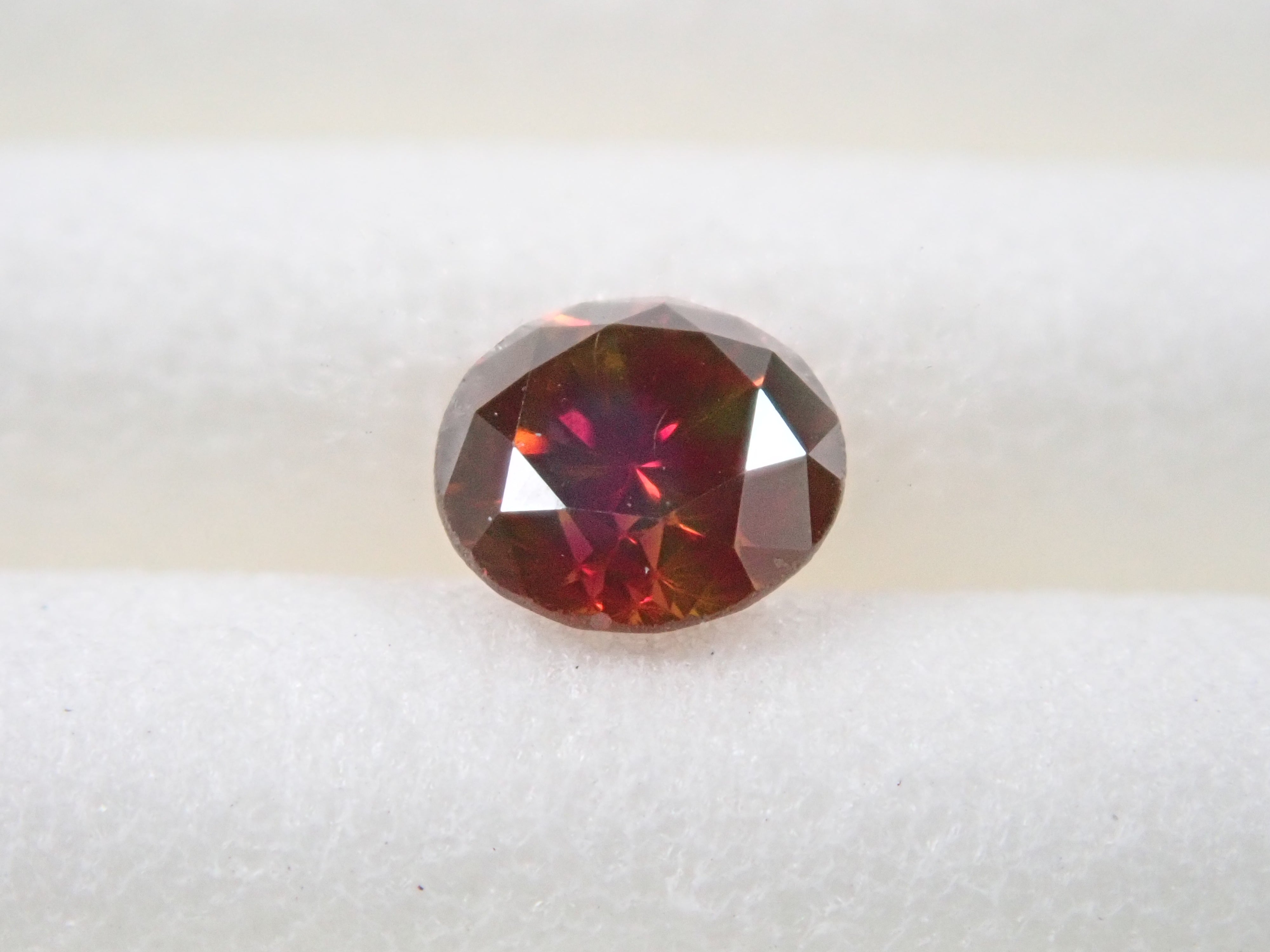 [Posted in 32501467] Brown Diamond (Treatment) 0.169ct Loose (FANCY RED BROWN, VS2)