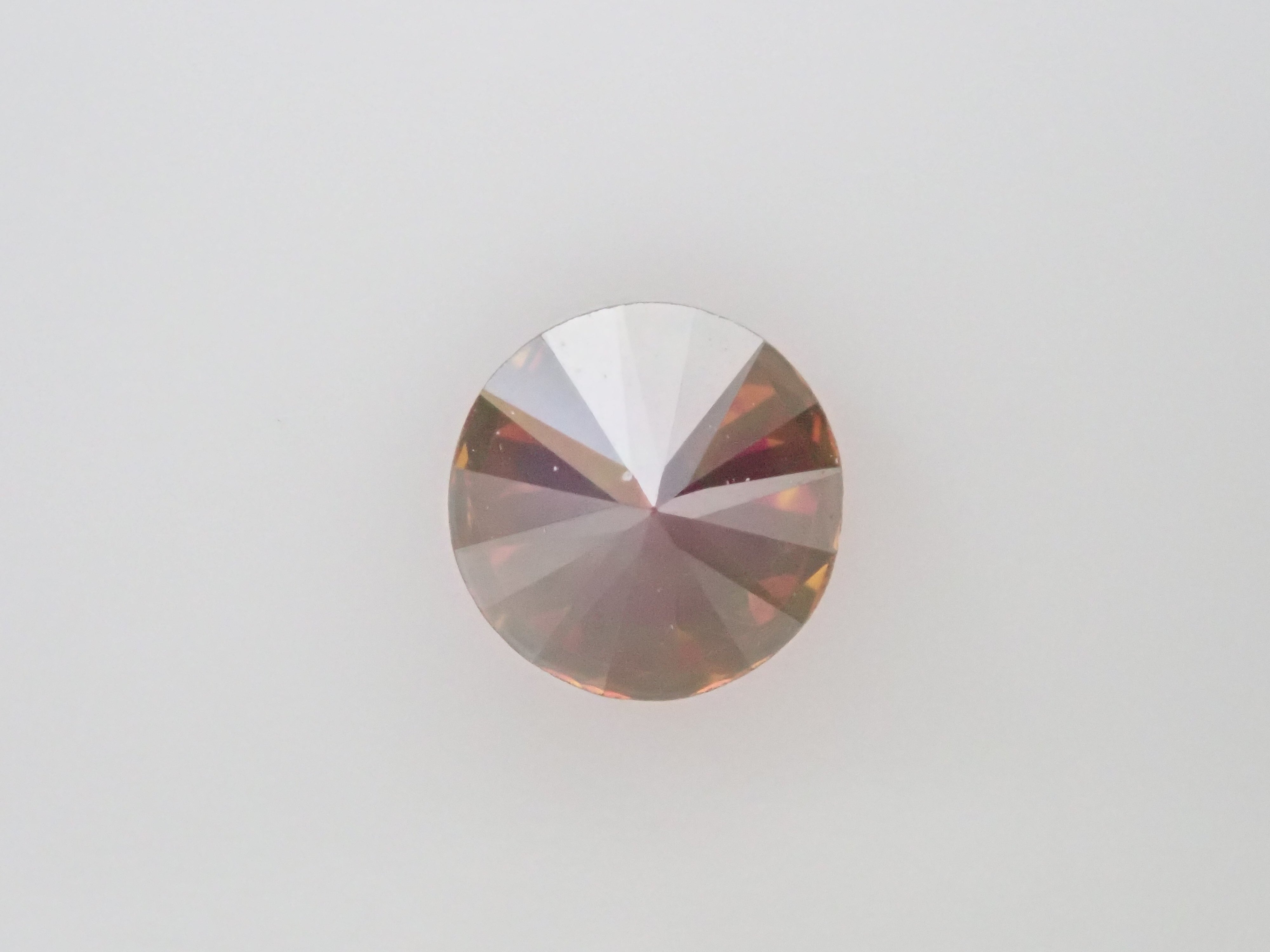 [Posted in 32501467] Brown Diamond (Treatment) 0.169ct Loose (FANCY RED BROWN, VS2)