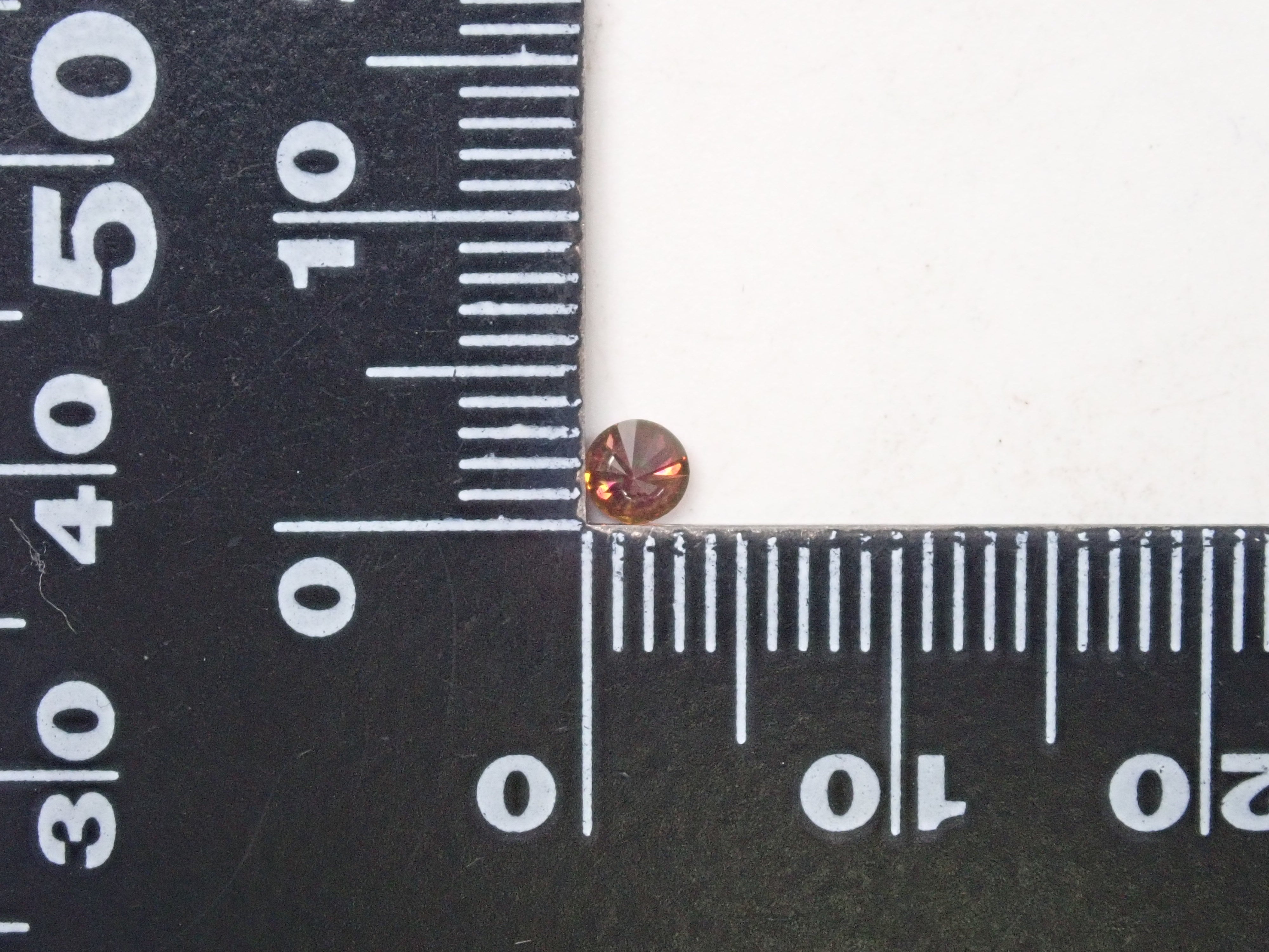 [Posted in 32501467] Brown Diamond (Treatment) 0.169ct Loose (FANCY RED BROWN, VS2)